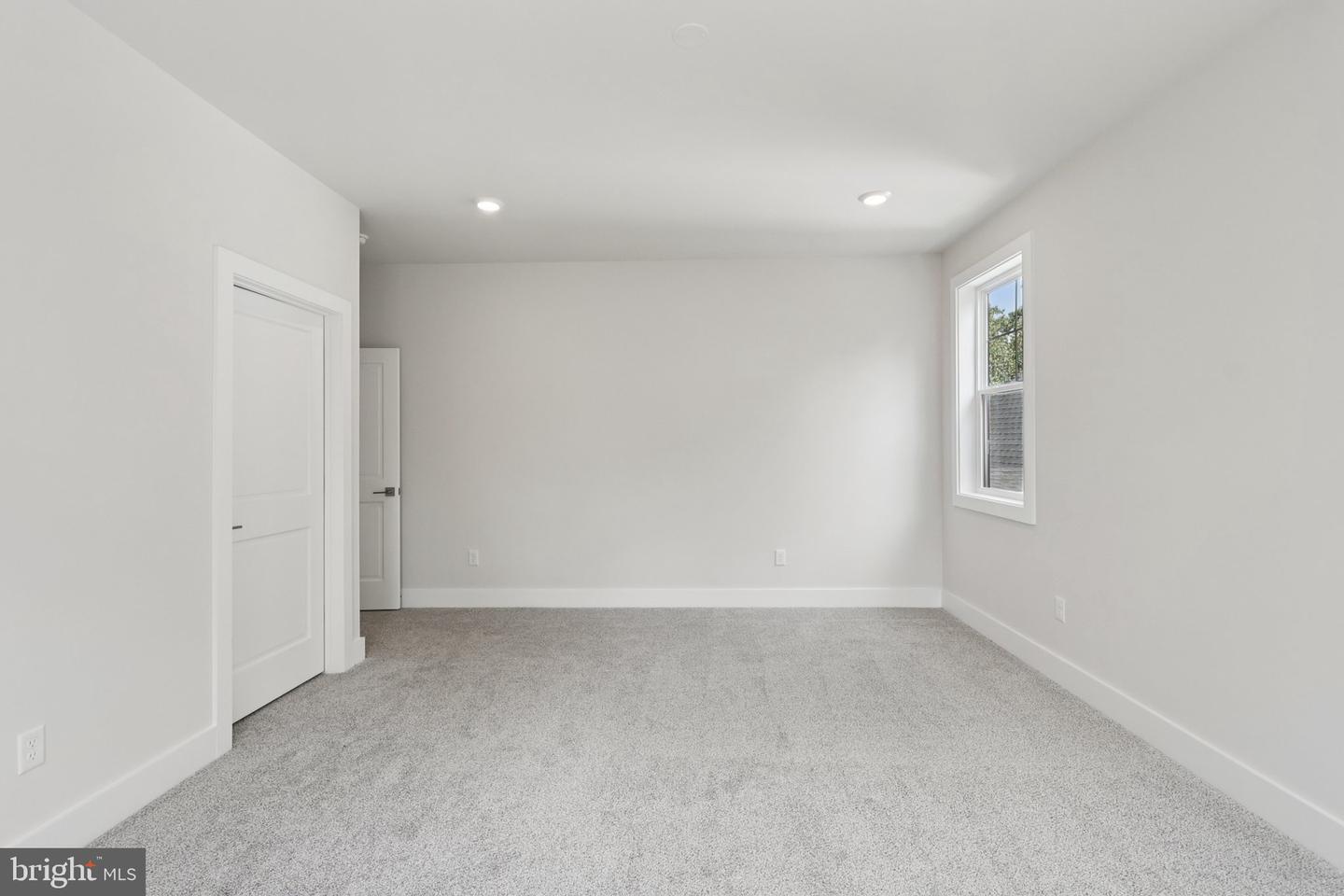 11780 PARKGATE DR, NOKESVILLE, Virginia 20181, 6 Bedrooms Bedrooms, ,6 BathroomsBathrooms,Residential,For sale,11780 PARKGATE DR,VAPW2106118 MLS # VAPW2106118