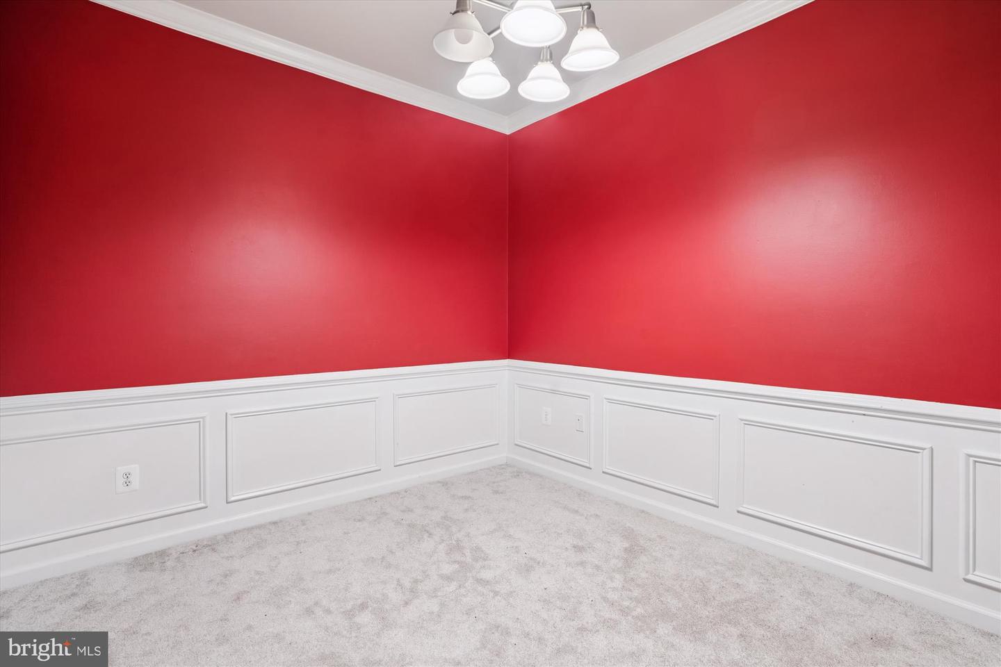 9720 HOLMES PL #004, MANASSAS PARK, Virginia 20111, 2 Bedrooms Bedrooms, ,2 BathroomsBathrooms,Residential,For sale,9720 HOLMES PL #004,VAMP2003388 MLS # VAMP2003388