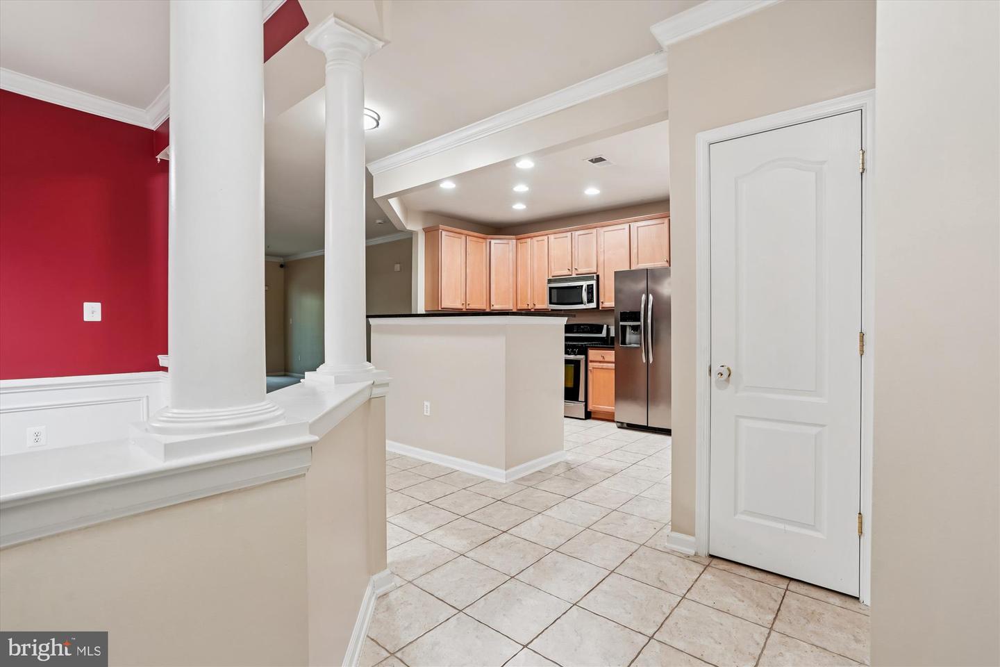 9720 HOLMES PL #004, MANASSAS PARK, Virginia 20111, 2 Bedrooms Bedrooms, ,2 BathroomsBathrooms,Residential,For sale,9720 HOLMES PL #004,VAMP2003388 MLS # VAMP2003388