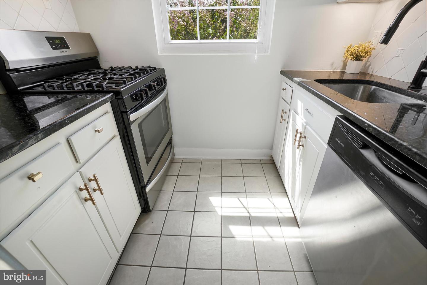 2030 N VERMONT ST #301, ARLINGTON, Virginia 22207, 1 Bedroom Bedrooms, ,1 BathroomBathrooms,Residential,For sale,2030 N VERMONT ST #301,VAAR2065014 MLS # VAAR2065014