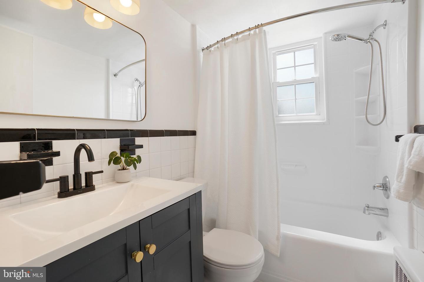 2030 N VERMONT ST #301, ARLINGTON, Virginia 22207, 1 Bedroom Bedrooms, ,1 BathroomBathrooms,Residential,For sale,2030 N VERMONT ST #301,VAAR2065014 MLS # VAAR2065014
