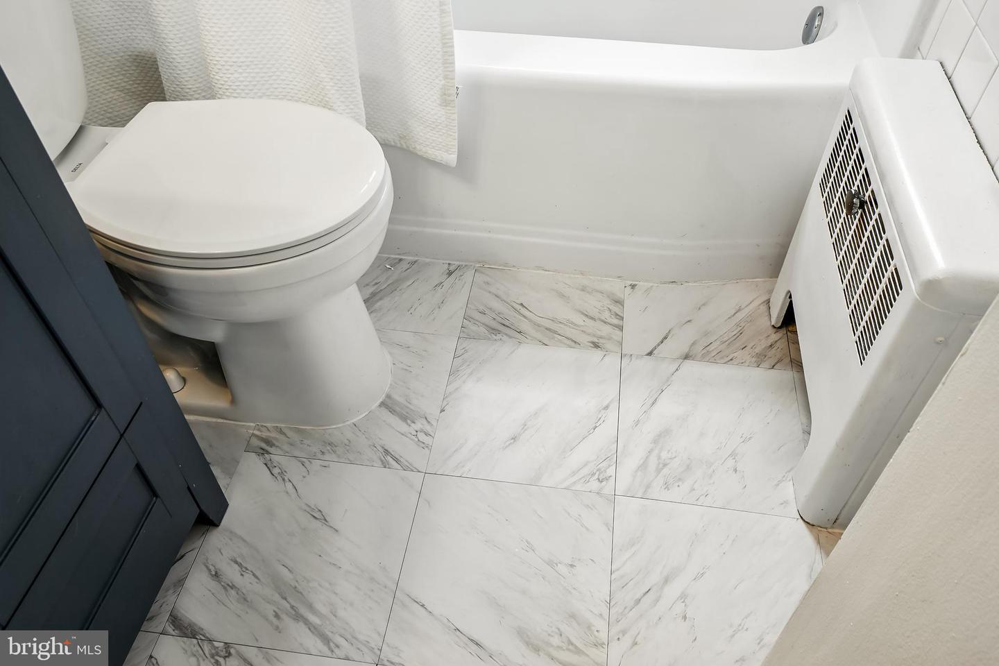 2030 N VERMONT ST #301, ARLINGTON, Virginia 22207, 1 Bedroom Bedrooms, ,1 BathroomBathrooms,Residential,For sale,2030 N VERMONT ST #301,VAAR2065014 MLS # VAAR2065014