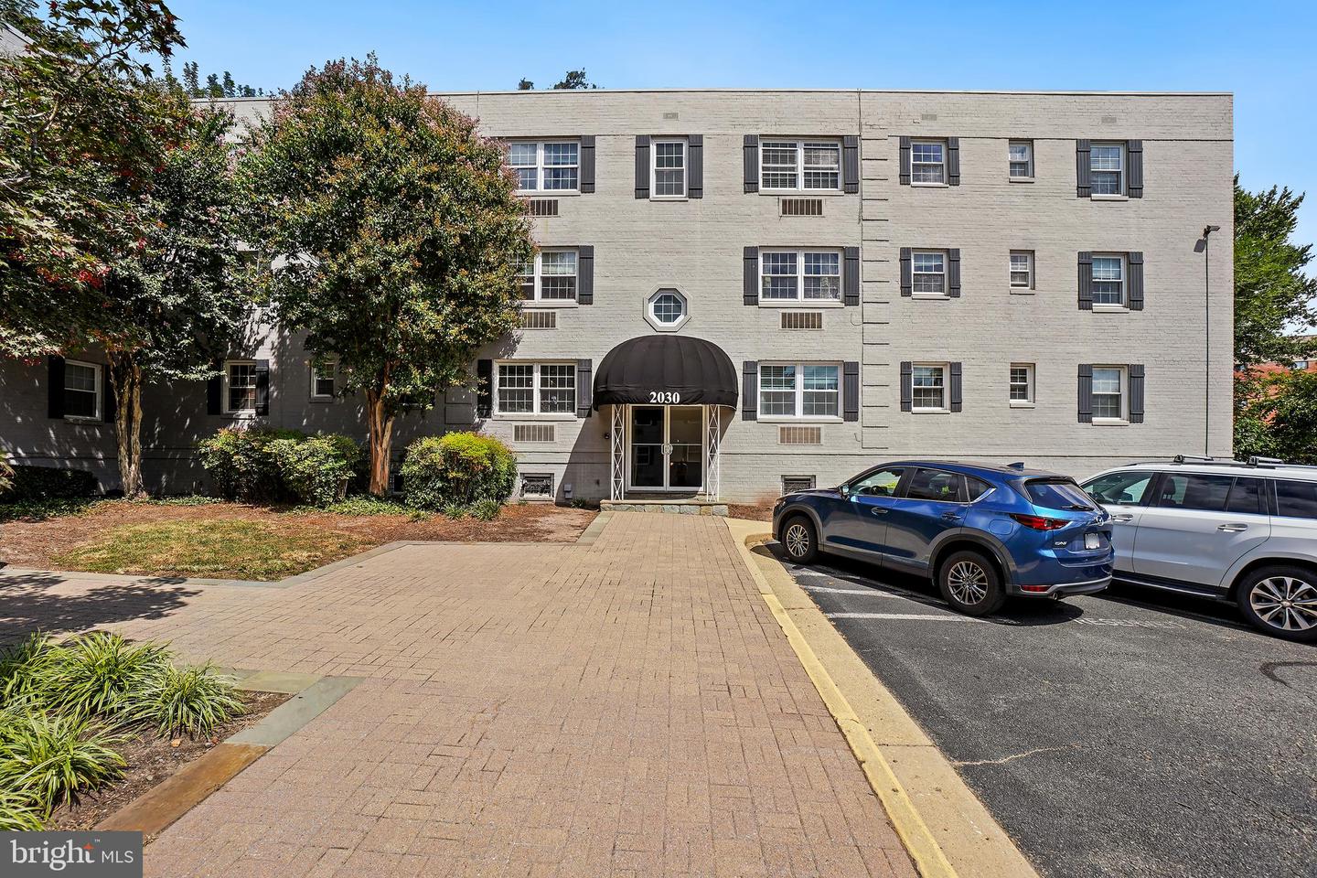 2030 N VERMONT ST #301, ARLINGTON, Virginia 22207, 1 Bedroom Bedrooms, ,1 BathroomBathrooms,Residential,For sale,2030 N VERMONT ST #301,VAAR2065014 MLS # VAAR2065014
