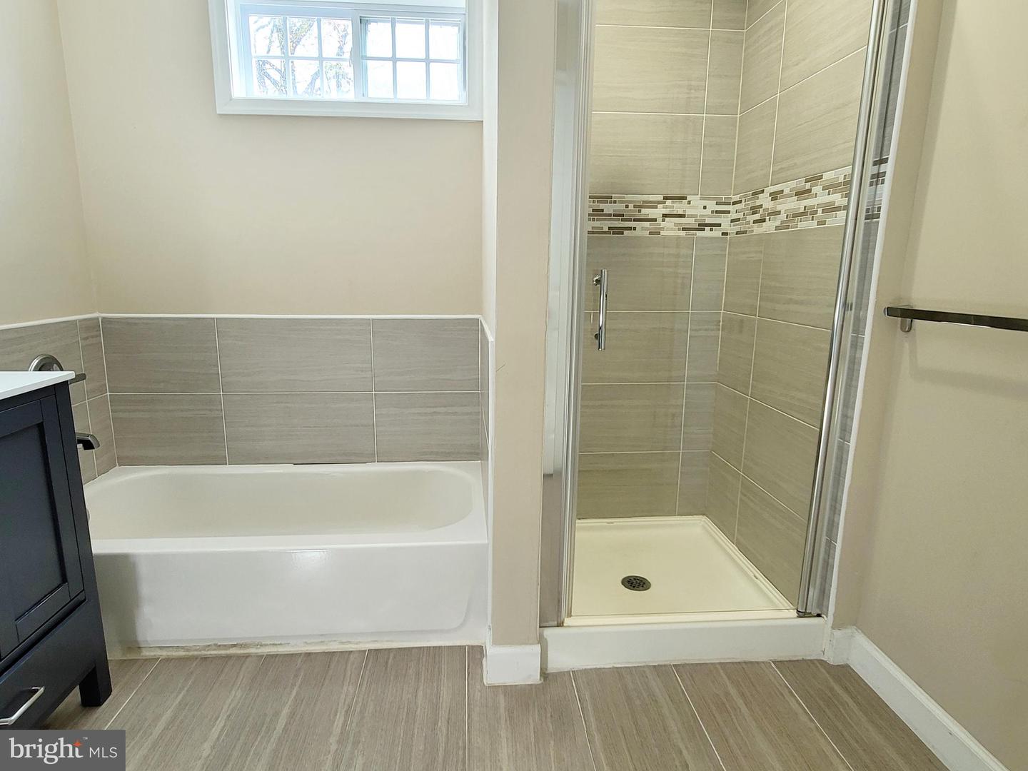 7122 OAK RIDGE RD, FALLS CHURCH, Virginia 22042, 5 Bedrooms Bedrooms, ,4 BathroomsBathrooms,Residential,For sale,7122 OAK RIDGE RD,VAFX2274776 MLS # VAFX2274776