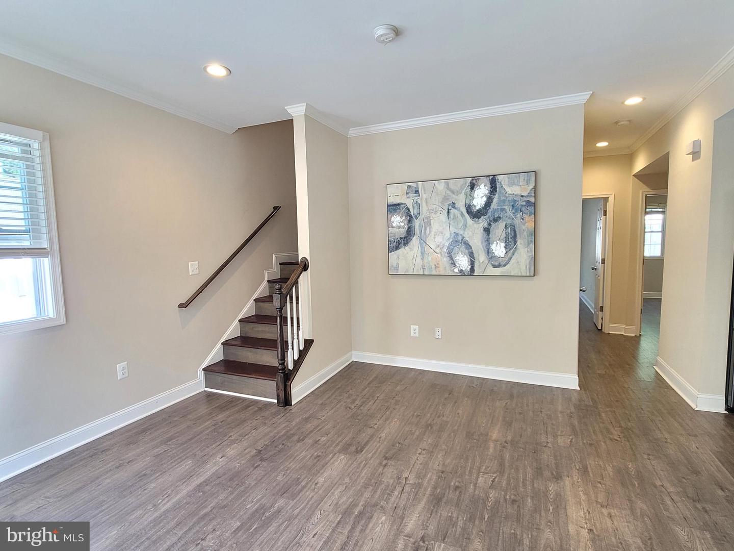 7122 OAK RIDGE RD, FALLS CHURCH, Virginia 22042, 5 Bedrooms Bedrooms, ,4 BathroomsBathrooms,Residential,For sale,7122 OAK RIDGE RD,VAFX2274776 MLS # VAFX2274776