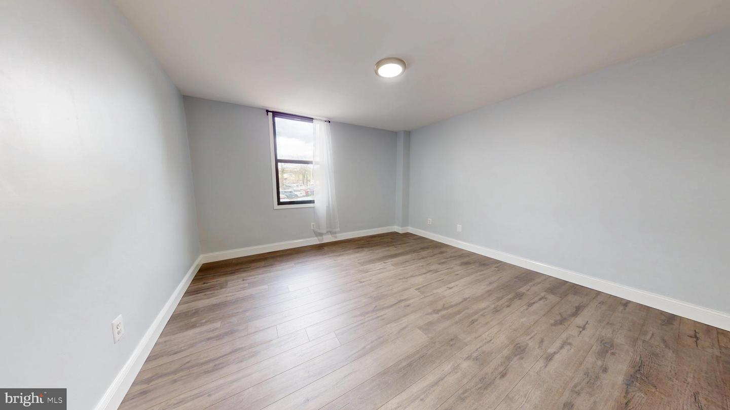 4600 DUKE ST #431, ALEXANDRIA, Virginia 22304, 3 Bedrooms Bedrooms, 2 Rooms Rooms,2 BathroomsBathrooms,Residential,For sale,4600 DUKE ST #431,VAAX2050922 MLS # VAAX2050922