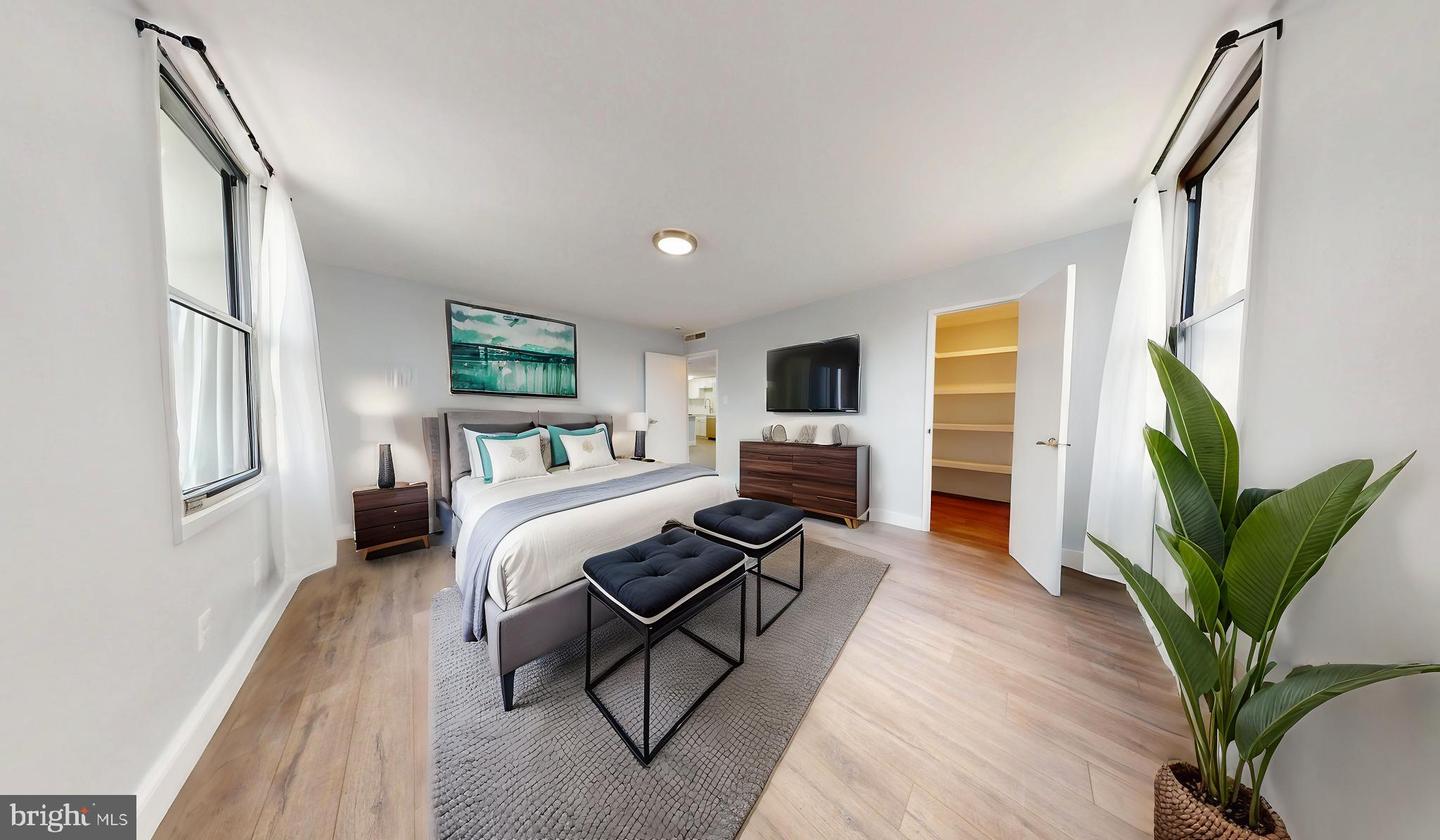 4600 DUKE ST #431, ALEXANDRIA, Virginia 22304, 3 Bedrooms Bedrooms, 2 Rooms Rooms,2 BathroomsBathrooms,Residential,For sale,4600 DUKE ST #431,VAAX2050922 MLS # VAAX2050922