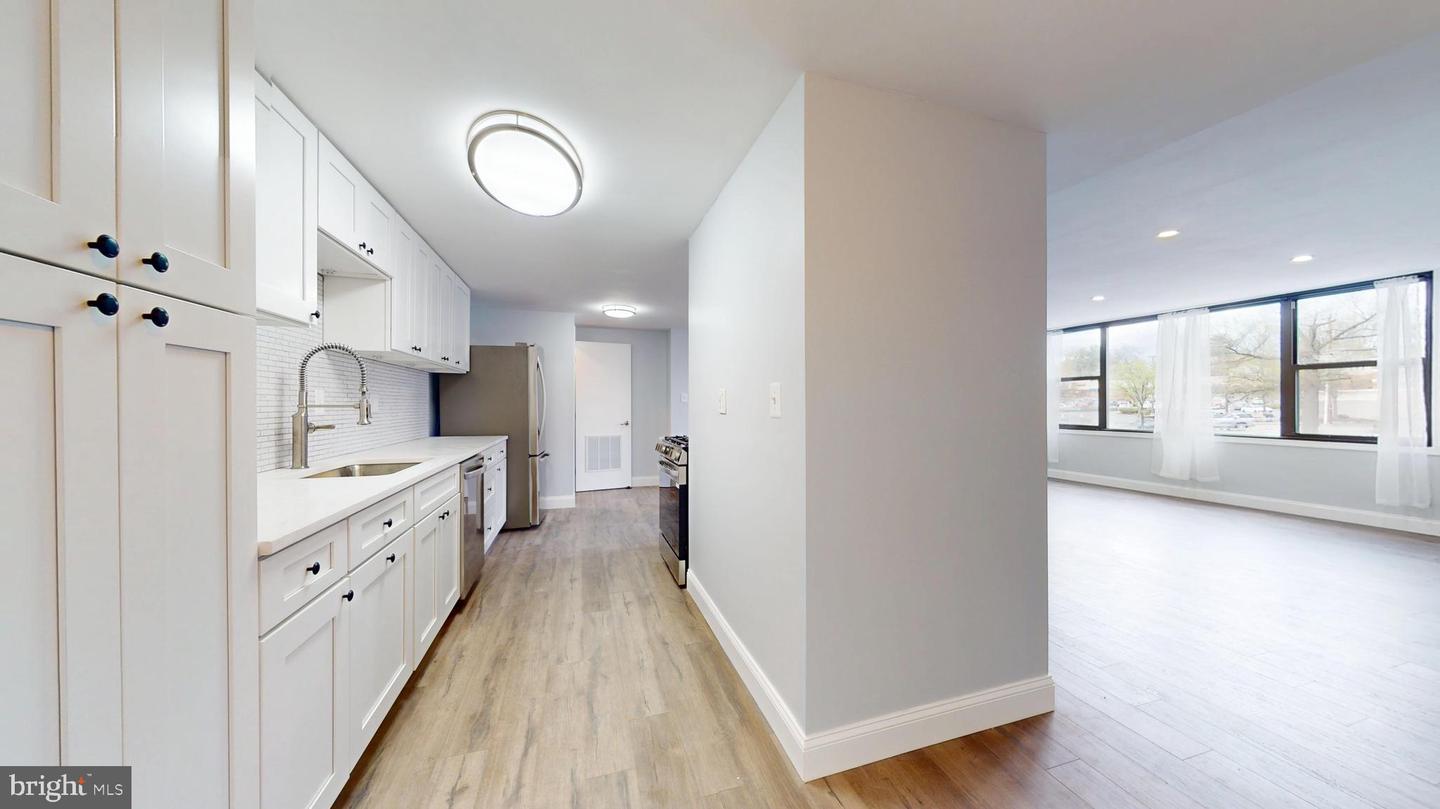 4600 DUKE ST #431, ALEXANDRIA, Virginia 22304, 3 Bedrooms Bedrooms, 2 Rooms Rooms,2 BathroomsBathrooms,Residential,For sale,4600 DUKE ST #431,VAAX2050922 MLS # VAAX2050922