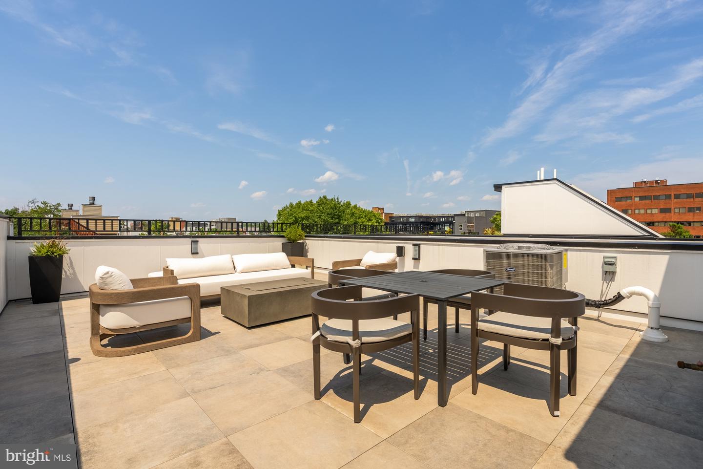 733 EUCLID ST NW #303, WASHINGTON, District Of Columbia 20001, 5 Bedrooms Bedrooms, ,4 BathroomsBathrooms,Residential,For sale,733 EUCLID ST NW #303,DCDC2227414 MLS # DCDC2227414