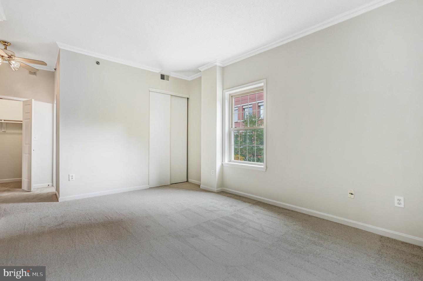 2121 JAMIESON AVE #401, ALEXANDRIA, Virginia 22314, 3 Bedrooms Bedrooms, ,2 BathroomsBathrooms,Residential,For sale,2121 JAMIESON AVE #401,VAAX2046986 MLS # VAAX2046986