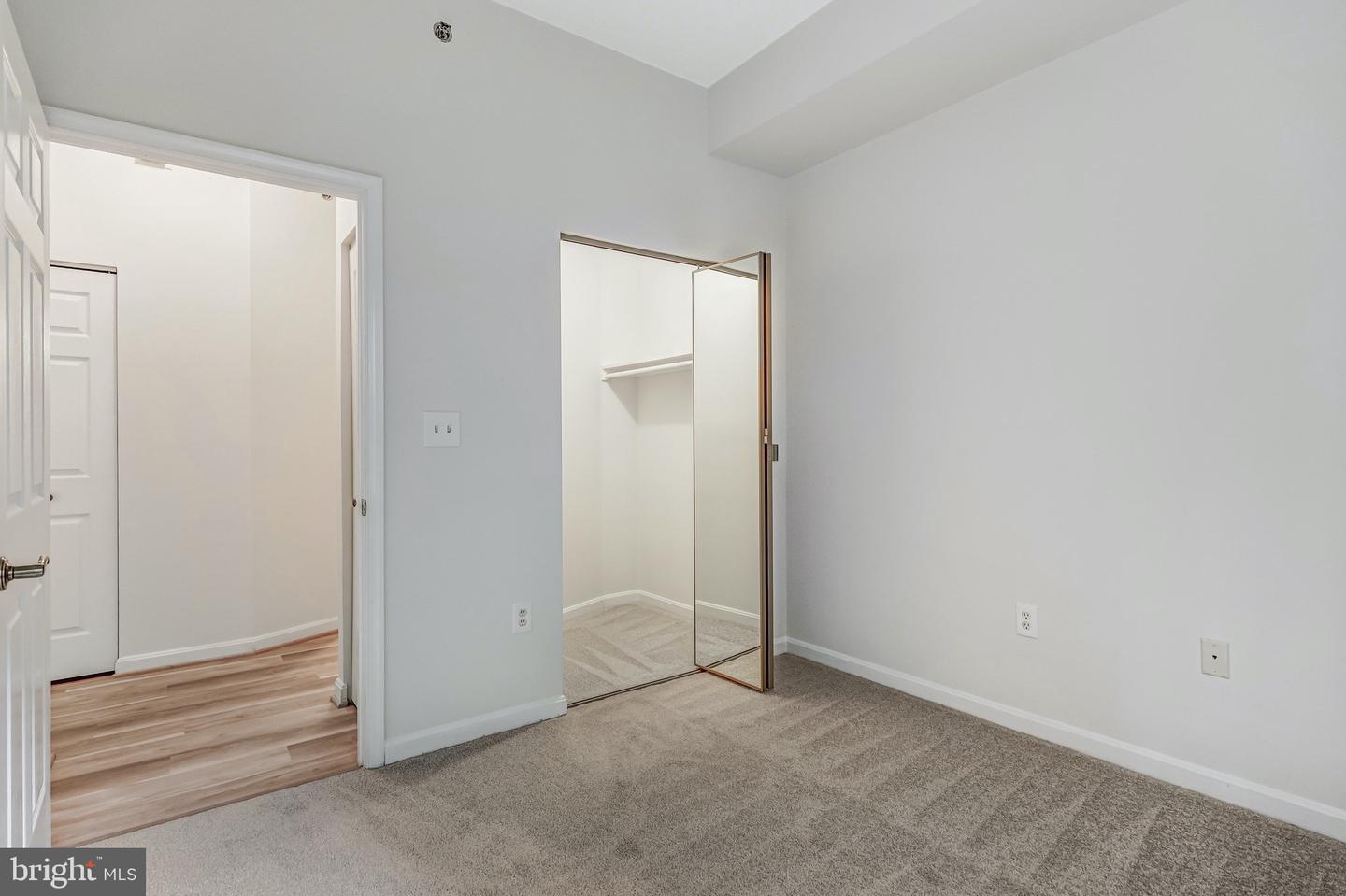 2121 JAMIESON AVE #401, ALEXANDRIA, Virginia 22314, 3 Bedrooms Bedrooms, ,2 BathroomsBathrooms,Residential,For sale,2121 JAMIESON AVE #401,VAAX2046986 MLS # VAAX2046986