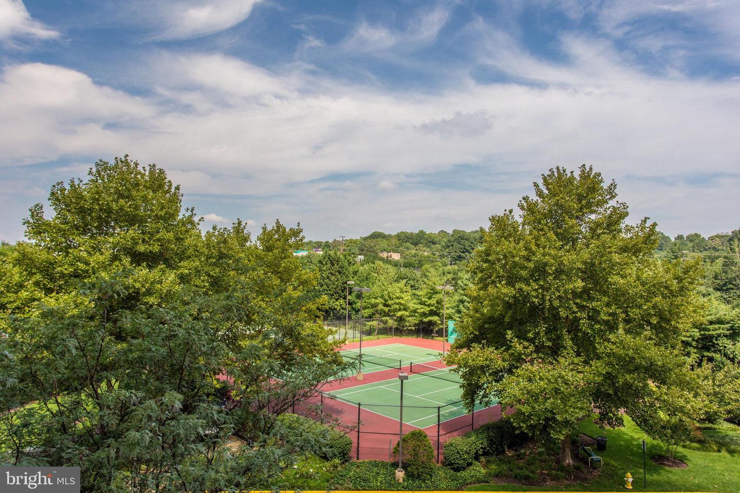 2121 JAMIESON AVE #401, ALEXANDRIA, Virginia 22314, 3 Bedrooms Bedrooms, ,2 BathroomsBathrooms,Residential,For sale,2121 JAMIESON AVE #401,VAAX2046986 MLS # VAAX2046986