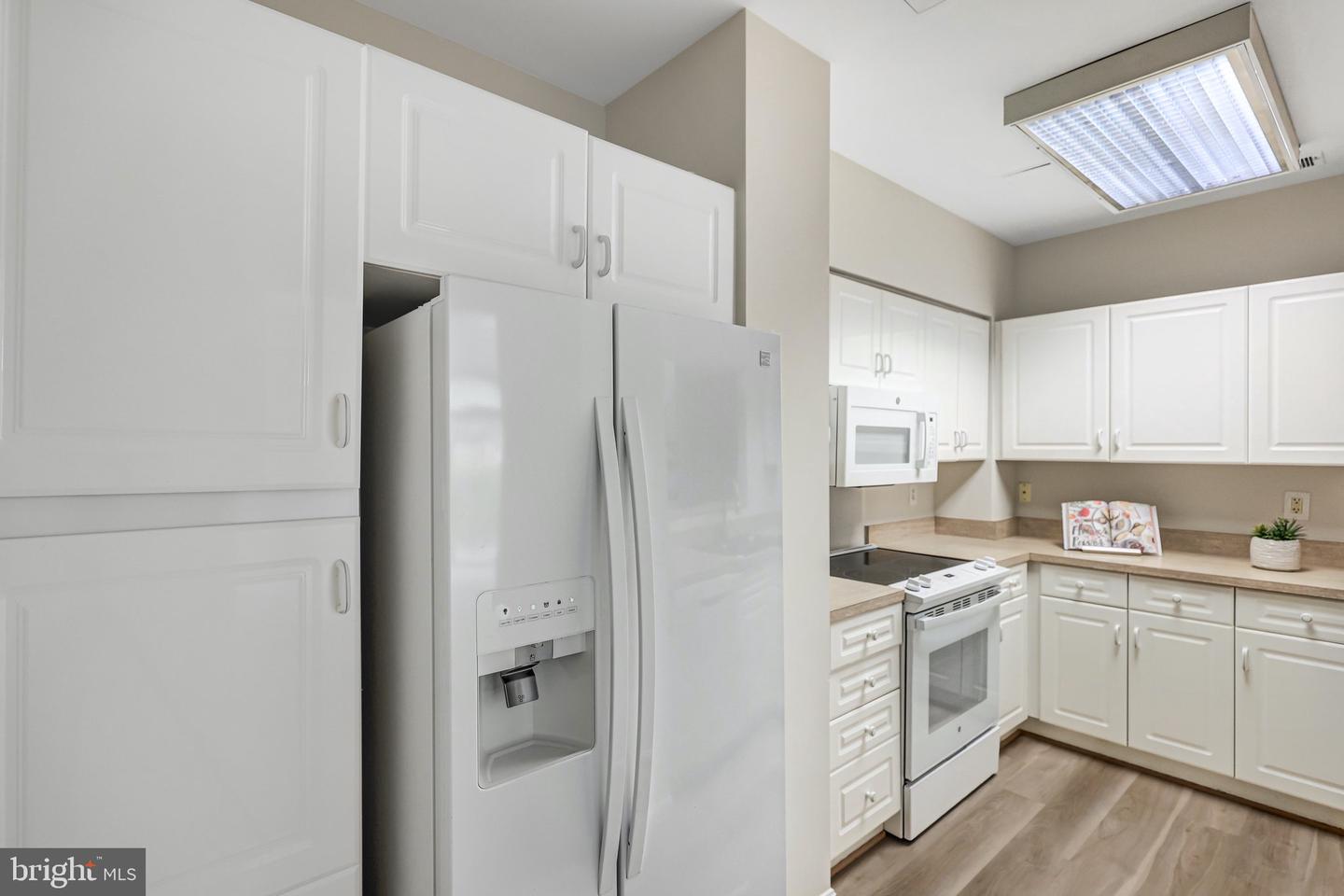 2121 JAMIESON AVE #401, ALEXANDRIA, Virginia 22314, 3 Bedrooms Bedrooms, ,2 BathroomsBathrooms,Residential,For sale,2121 JAMIESON AVE #401,VAAX2046986 MLS # VAAX2046986