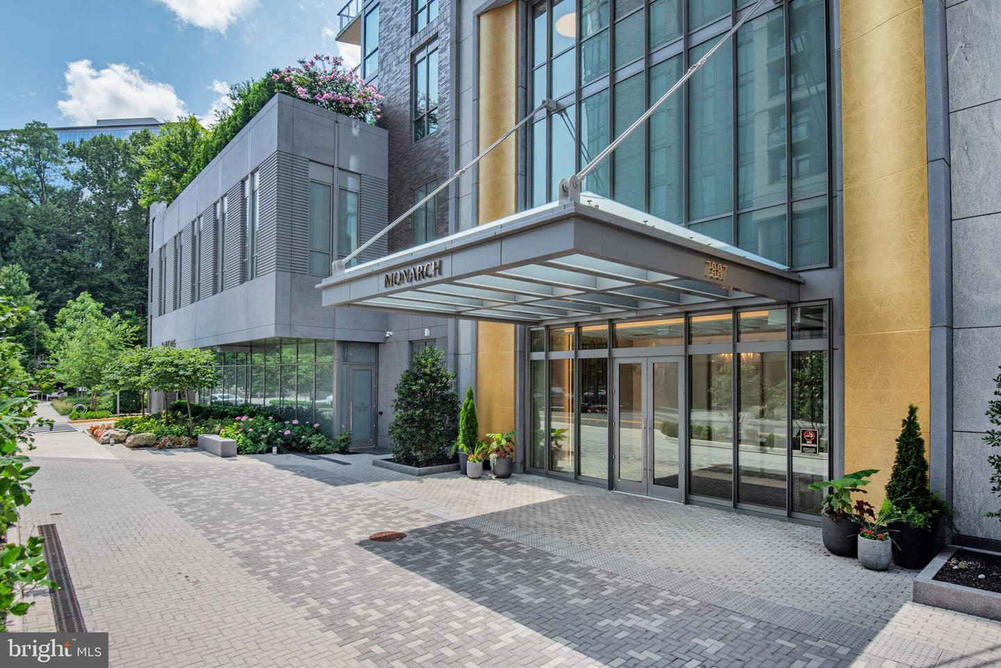 7887 JONES BRANCH DR #1004, MCLEAN, Virginia 22102, 3 Bedrooms Bedrooms, ,2 BathroomsBathrooms,Residential,For sale,7887 JONES BRANCH DR #1004,VAFX2257380 MLS # VAFX2257380