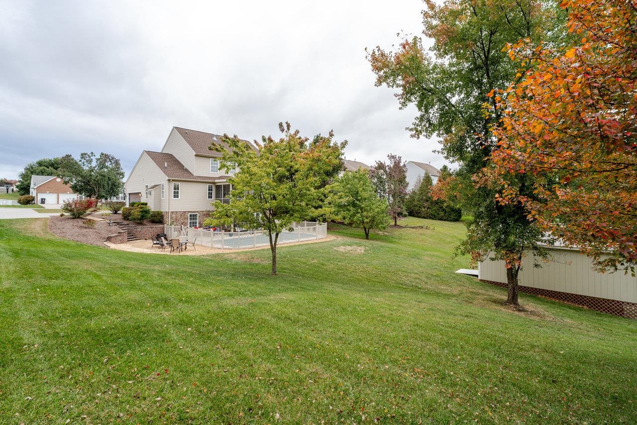 209 BUCHANAN DR, BROADWAY, Virginia 22815, 5 Bedrooms Bedrooms, ,3 BathroomsBathrooms,Residential,209 BUCHANAN DR,670099 MLS # 670099