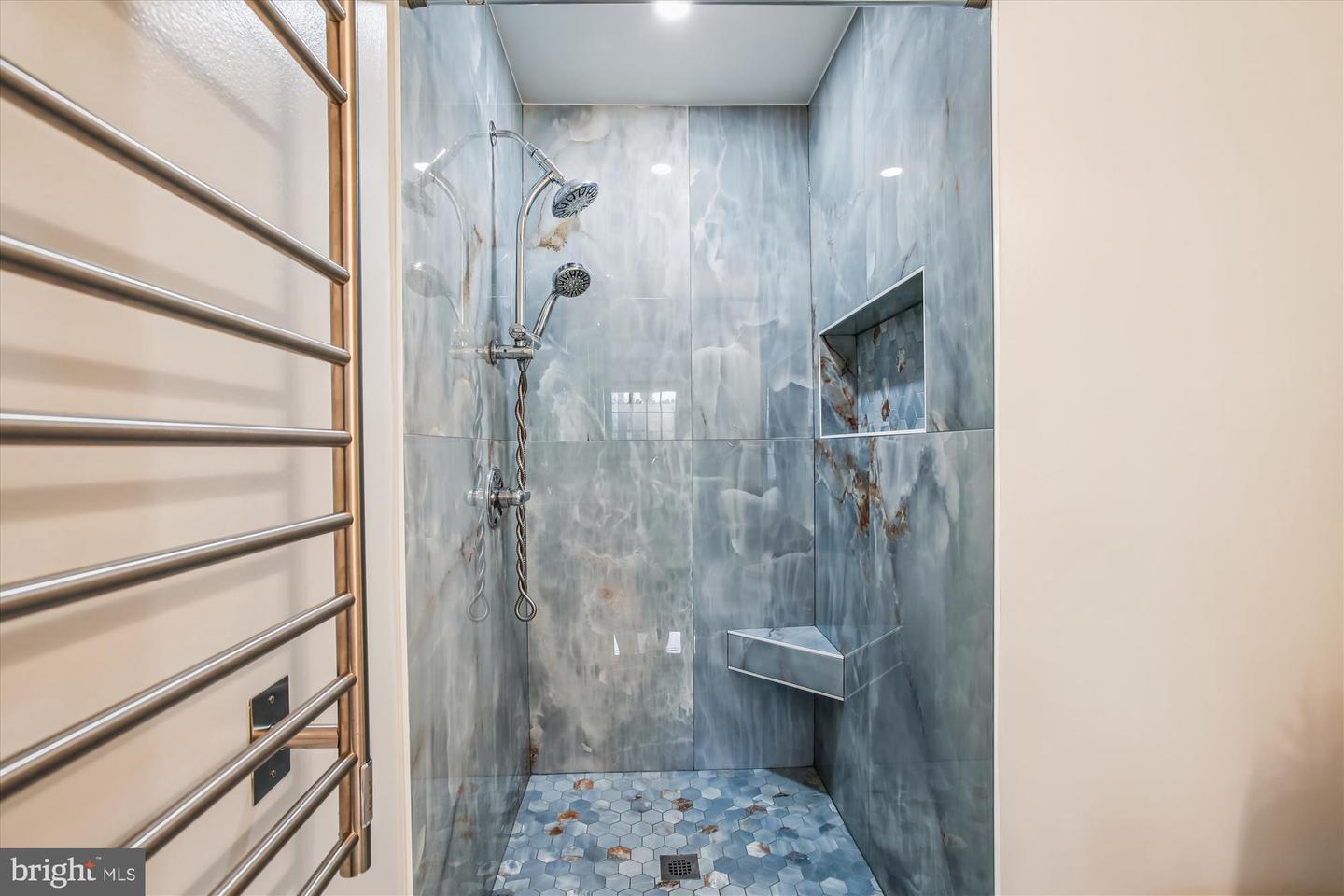 2757 STONE HOLLOW DR, VIENNA, Virginia 22180, 4 Bedrooms Bedrooms, ,3 BathroomsBathrooms,Residential,For sale,2757 STONE HOLLOW DR,VAFX2267190 MLS # VAFX2267190
