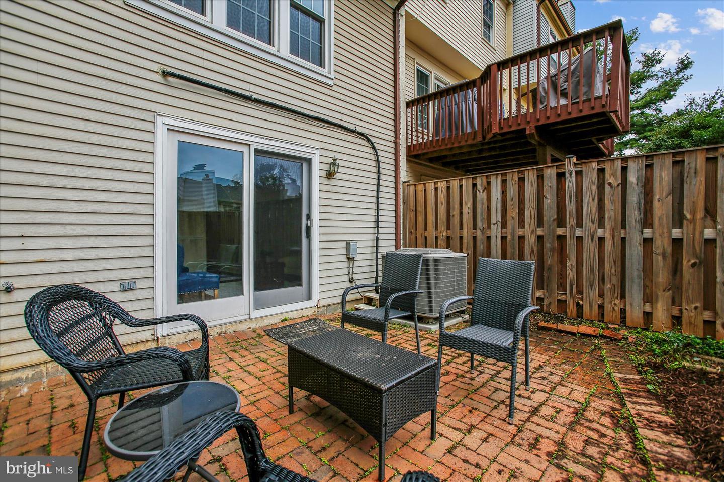 2757 STONE HOLLOW DR, VIENNA, Virginia 22180, 4 Bedrooms Bedrooms, ,3 BathroomsBathrooms,Residential,For sale,2757 STONE HOLLOW DR,VAFX2267190 MLS # VAFX2267190