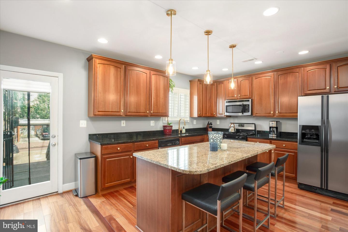 323 T ST NW, WASHINGTON, District Of Columbia 20001, 3 Bedrooms Bedrooms, ,3 BathroomsBathrooms,Residential,For sale,323 T ST NW,DCDC2224188 MLS # DCDC2224188