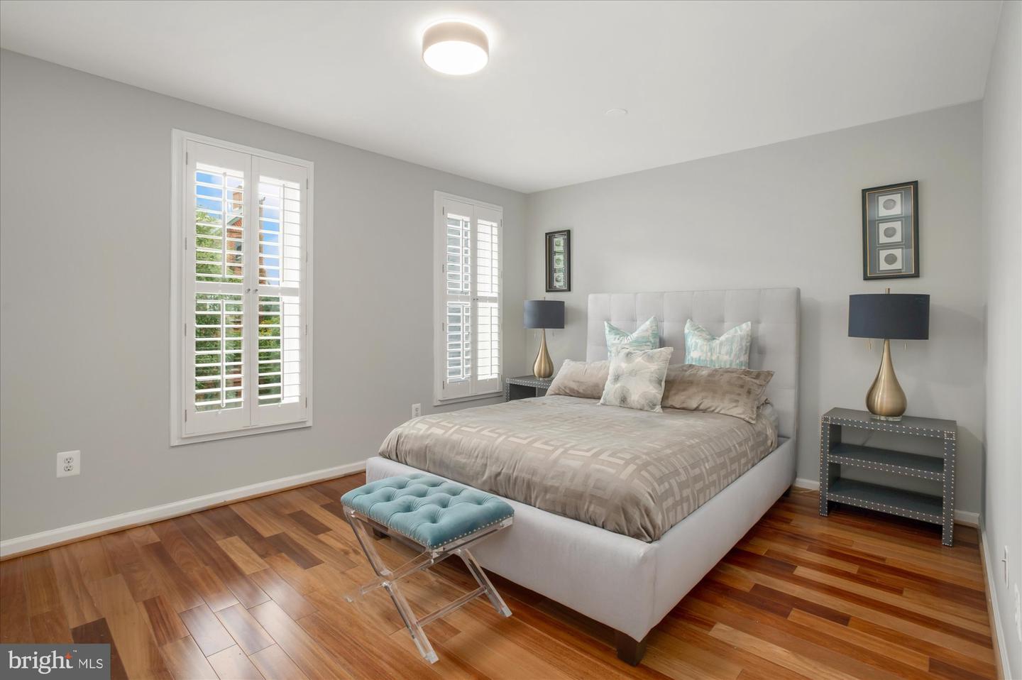 323 T ST NW, WASHINGTON, District Of Columbia 20001, 3 Bedrooms Bedrooms, ,3 BathroomsBathrooms,Residential,For sale,323 T ST NW,DCDC2224188 MLS # DCDC2224188