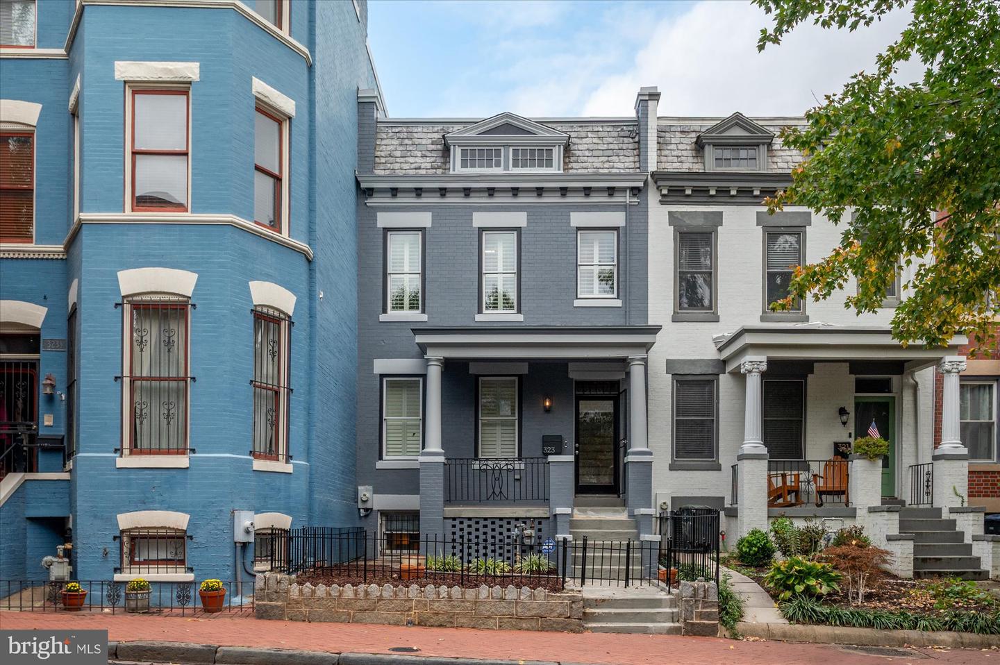 323 T ST NW, WASHINGTON, District Of Columbia 20001, 3 Bedrooms Bedrooms, ,3 BathroomsBathrooms,Residential,For sale,323 T ST NW,DCDC2224188 MLS # DCDC2224188