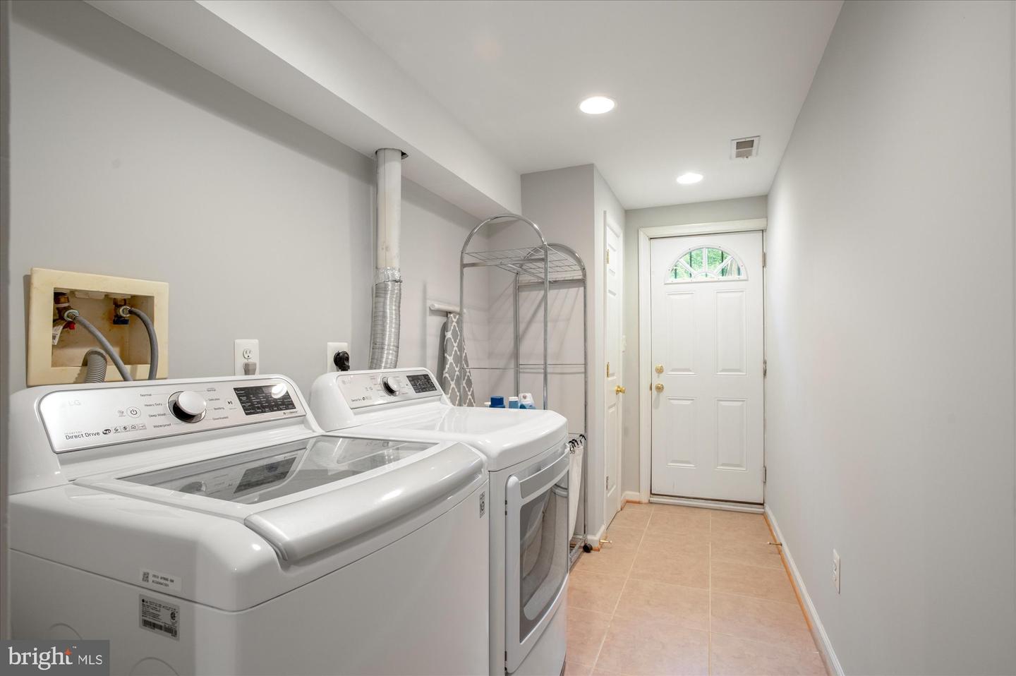 323 T ST NW, WASHINGTON, District Of Columbia 20001, 3 Bedrooms Bedrooms, ,3 BathroomsBathrooms,Residential,For sale,323 T ST NW,DCDC2224188 MLS # DCDC2224188