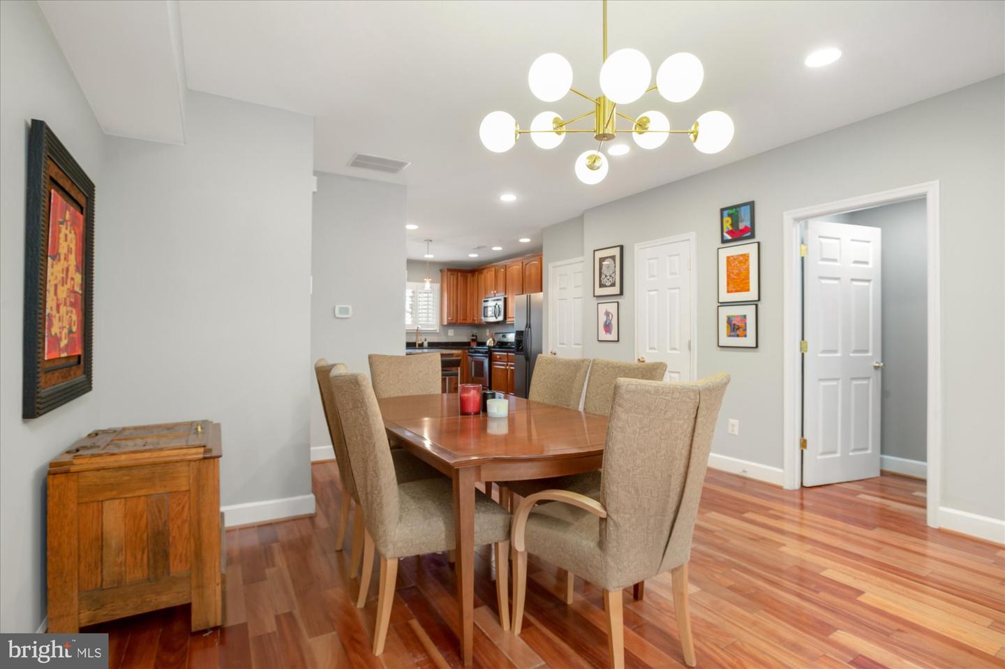 323 T ST NW, WASHINGTON, District Of Columbia 20001, 3 Bedrooms Bedrooms, ,3 BathroomsBathrooms,Residential,For sale,323 T ST NW,DCDC2224188 MLS # DCDC2224188