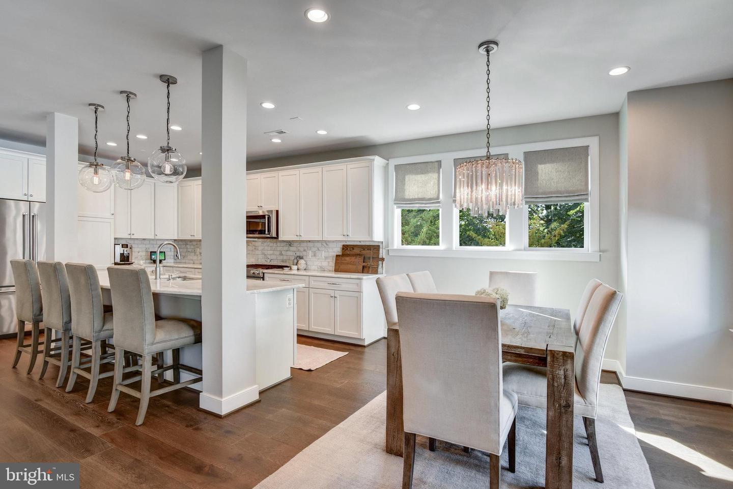 4430 GEORGE MASON BLVD, FAIRFAX, Virginia 22030, 4 Bedrooms Bedrooms, ,2 BathroomsBathrooms,Residential,For sale,4430 GEORGE MASON BLVD,VAFX2272064 MLS # VAFX2272064