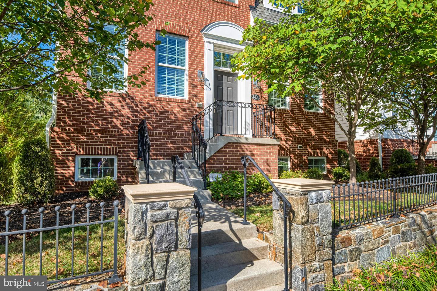 4430 GEORGE MASON BLVD, FAIRFAX, Virginia 22030, 4 Bedrooms Bedrooms, ,2 BathroomsBathrooms,Residential,For sale,4430 GEORGE MASON BLVD,VAFX2272064 MLS # VAFX2272064