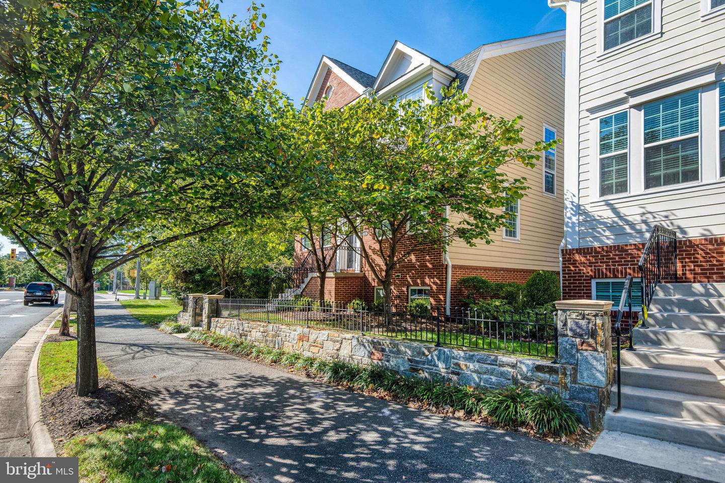 4430 GEORGE MASON BLVD, FAIRFAX, Virginia 22030, 4 Bedrooms Bedrooms, ,2 BathroomsBathrooms,Residential,For sale,4430 GEORGE MASON BLVD,VAFX2272064 MLS # VAFX2272064