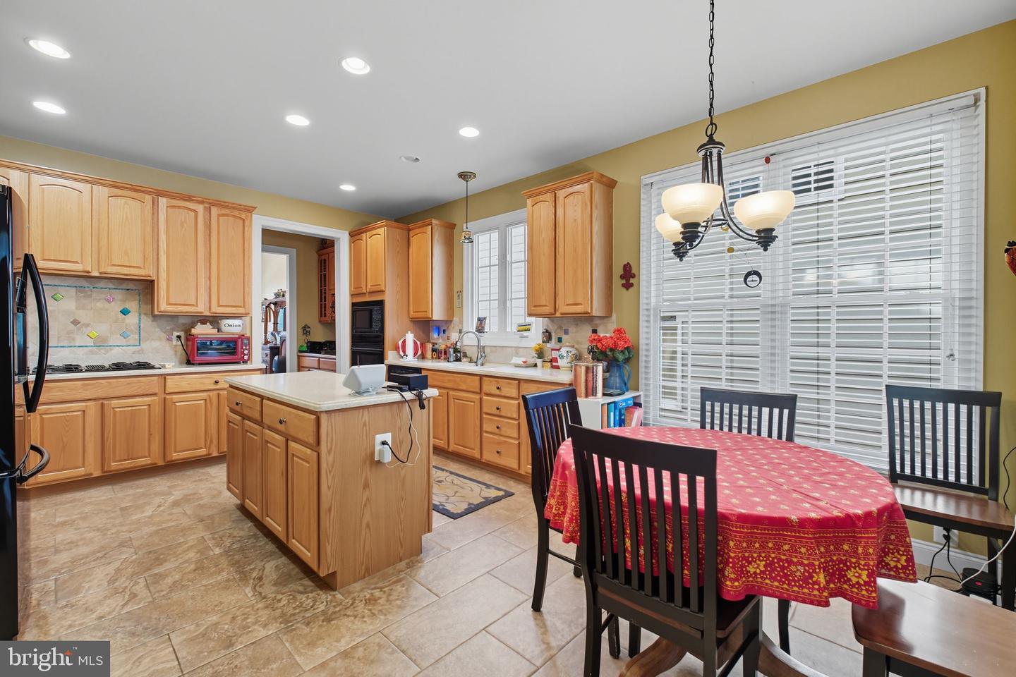 13849 PIEDMONT VISTA DR, HAYMARKET, Virginia 20169, 3 Bedrooms Bedrooms, ,3 BathroomsBathrooms,Residential,For sale,13849 PIEDMONT VISTA DR,VAPW2105406 MLS # VAPW2105406