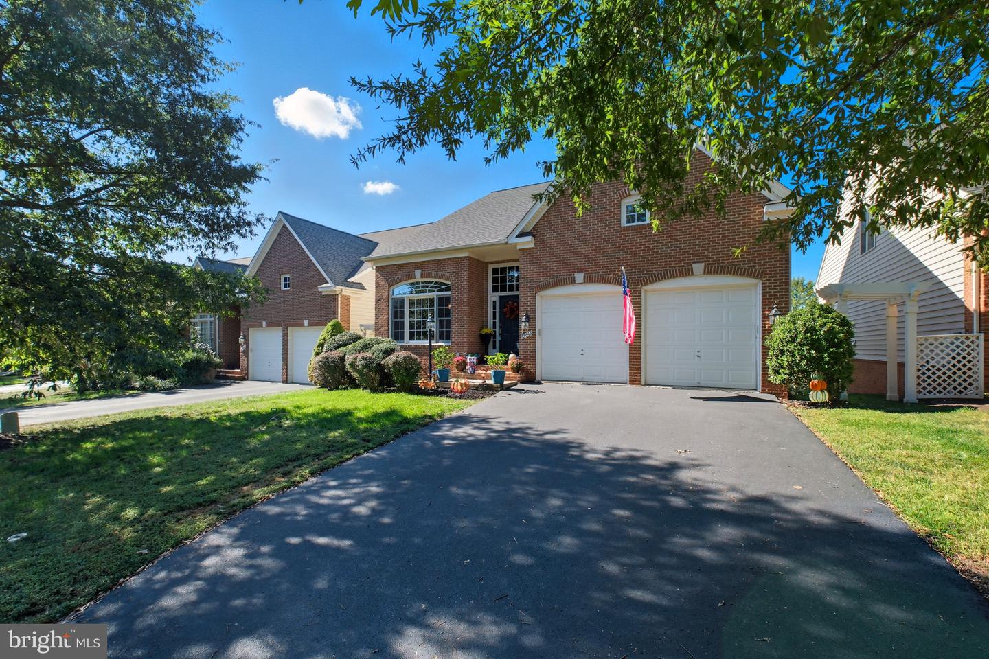 13849 PIEDMONT VISTA DR, HAYMARKET, Virginia 20169, 3 Bedrooms Bedrooms, ,3 BathroomsBathrooms,Residential,For sale,13849 PIEDMONT VISTA DR,VAPW2105406 MLS # VAPW2105406