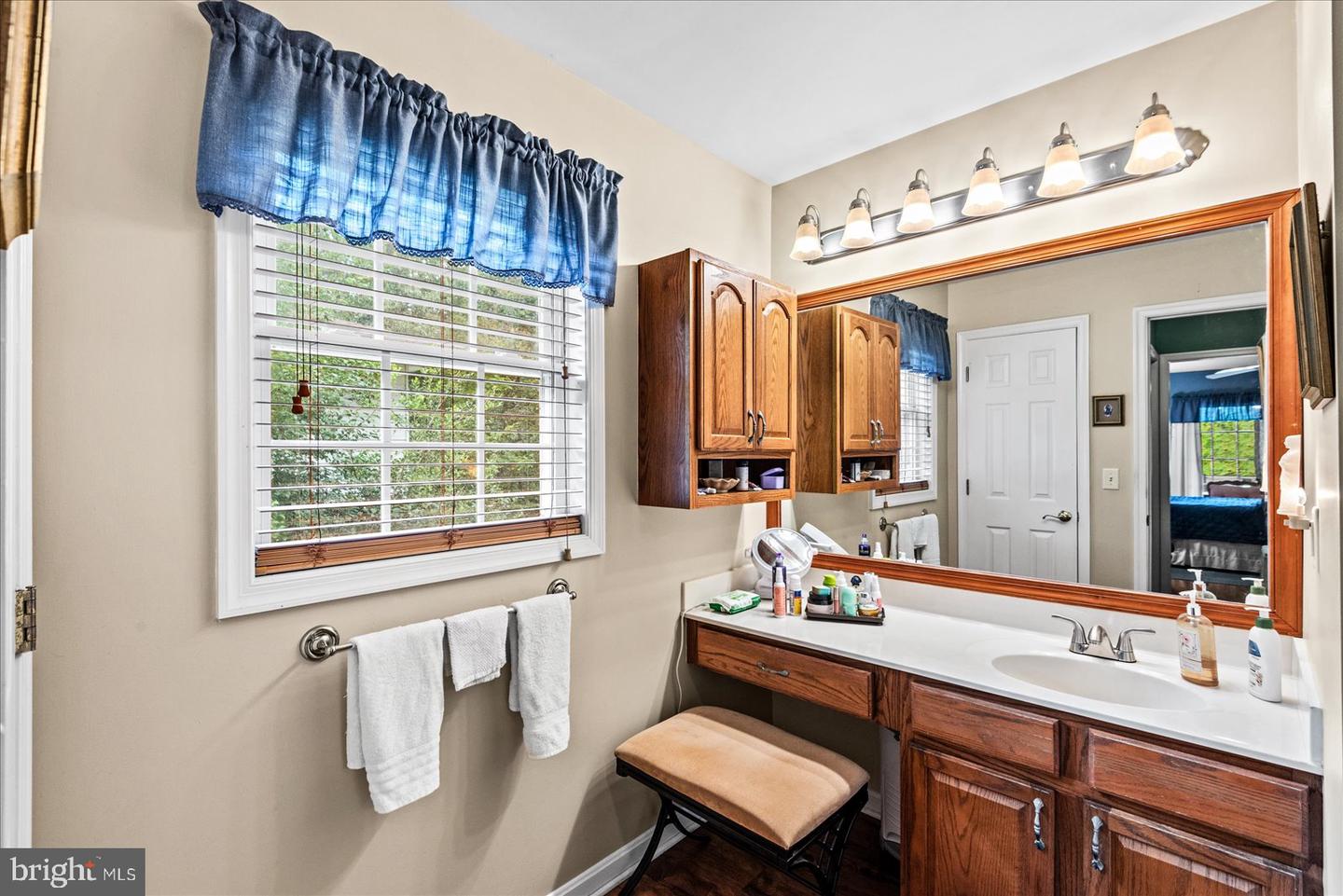 686 LAKE CAROLINE DR, RUTHER GLEN, Virginia 22546, 3 Bedrooms Bedrooms, ,3 BathroomsBathrooms,Residential,For sale,686 LAKE CAROLINE DR,VACV2008950 MLS # VACV2008950