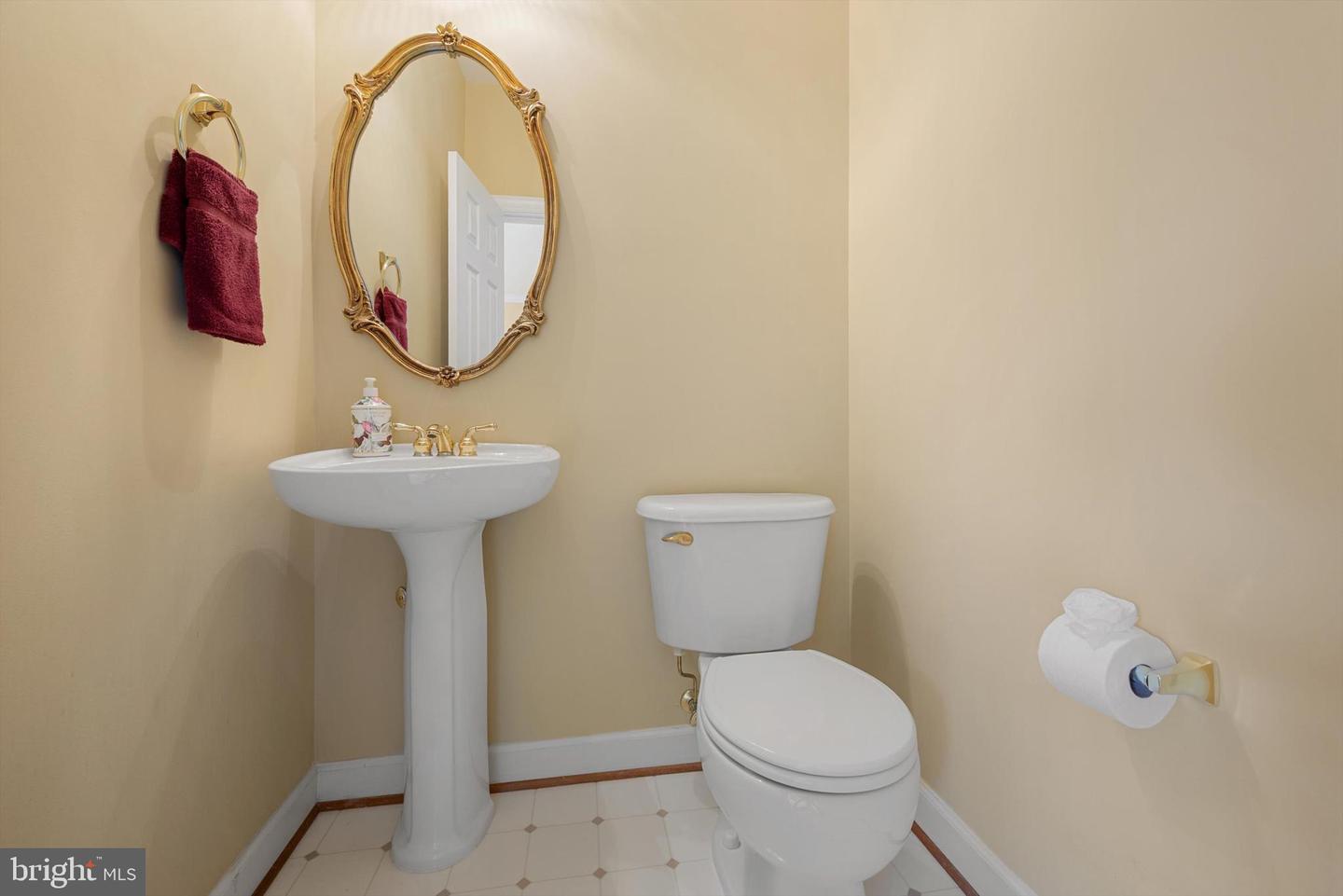 14216 MADRIGAL DR, WOODBRIDGE, Virginia 22193, 3 Bedrooms Bedrooms, ,2 BathroomsBathrooms,Residential,For sale,14216 MADRIGAL DR,VAPW2105678 MLS # VAPW2105678