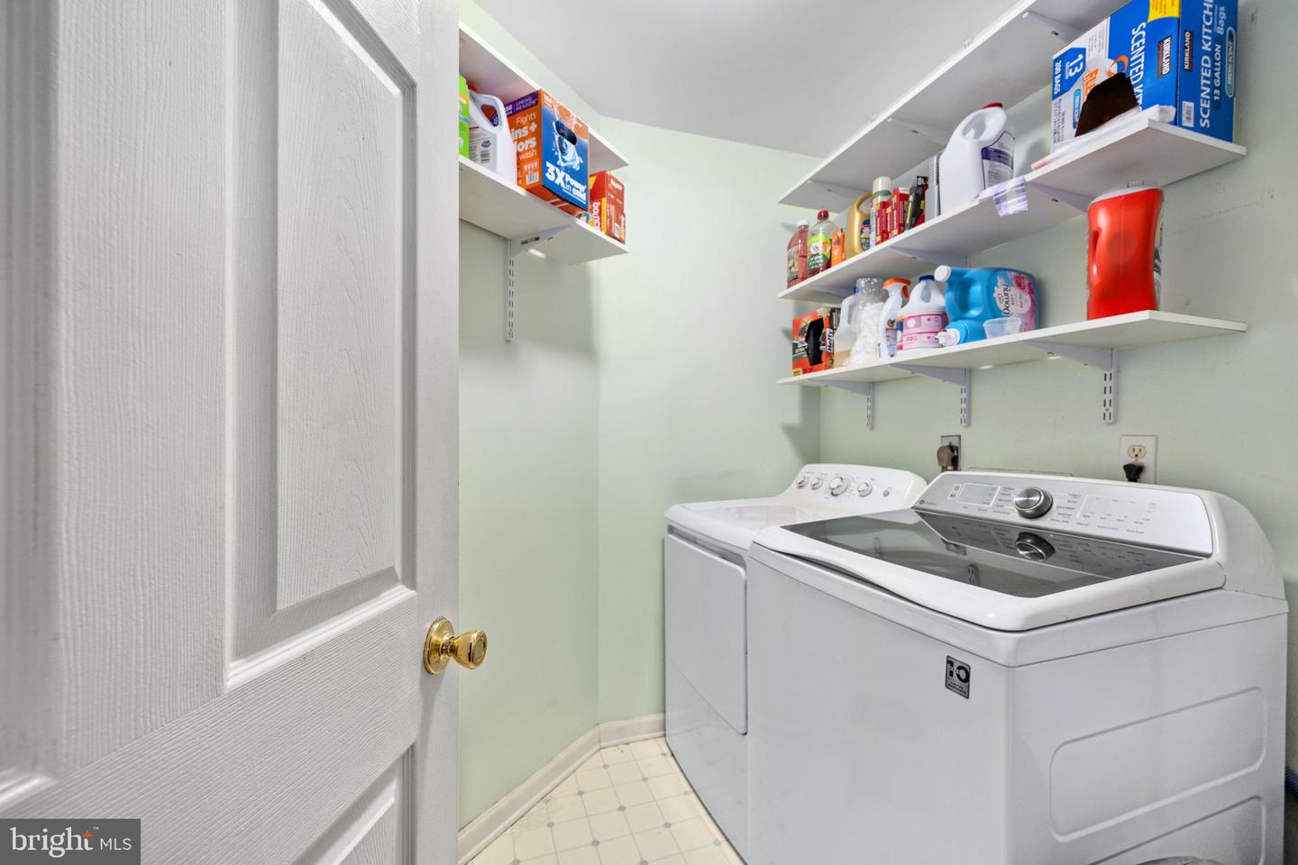 203 FAIRFAX LN, LOCUST GROVE, Virginia 22508, 3 Bedrooms Bedrooms, ,2 BathroomsBathrooms,Residential,For sale,203 FAIRFAX LN,VAOR2012510 MLS # VAOR2012510
