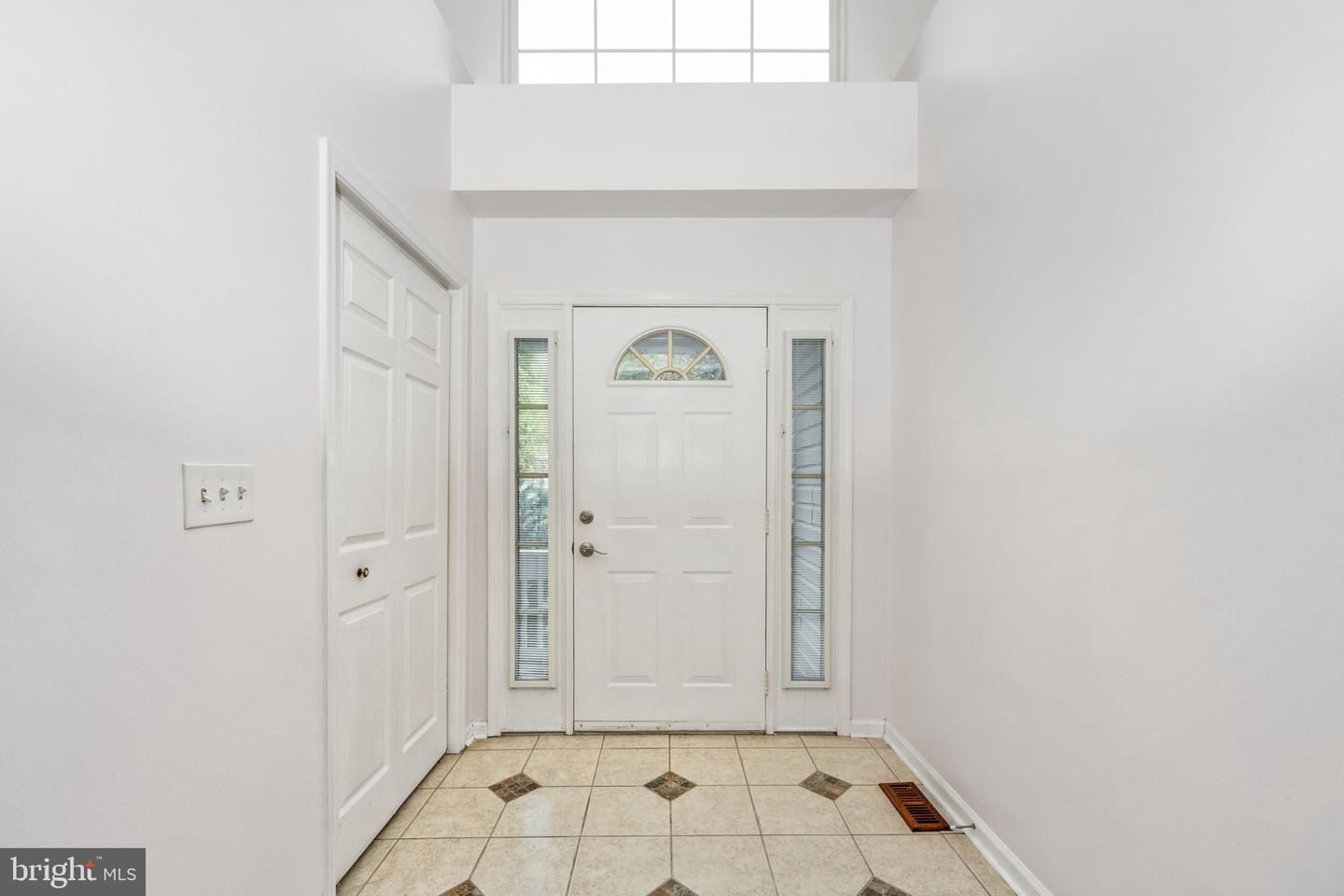 203 FAIRFAX LN, LOCUST GROVE, Virginia 22508, 3 Bedrooms Bedrooms, ,2 BathroomsBathrooms,Residential,For sale,203 FAIRFAX LN,VAOR2012510 MLS # VAOR2012510