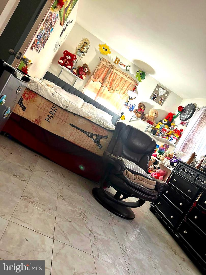 7613 GLENOLDEN PL, MANASSAS, Virginia 20111, 3 Bedrooms Bedrooms, 8 Rooms Rooms,1 BathroomBathrooms,Residential,For sale,7613 GLENOLDEN PL,VAPW2105828 MLS # VAPW2105828