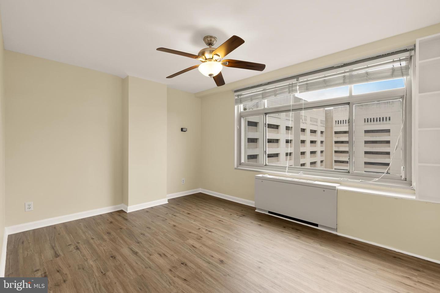 2401 H ST NW #904, WASHINGTON, District Of Columbia 20037, 2 Bedrooms Bedrooms, ,1 BathroomBathrooms,Residential,For sale,2401 H ST NW #904,DCDC2226806 MLS # DCDC2226806