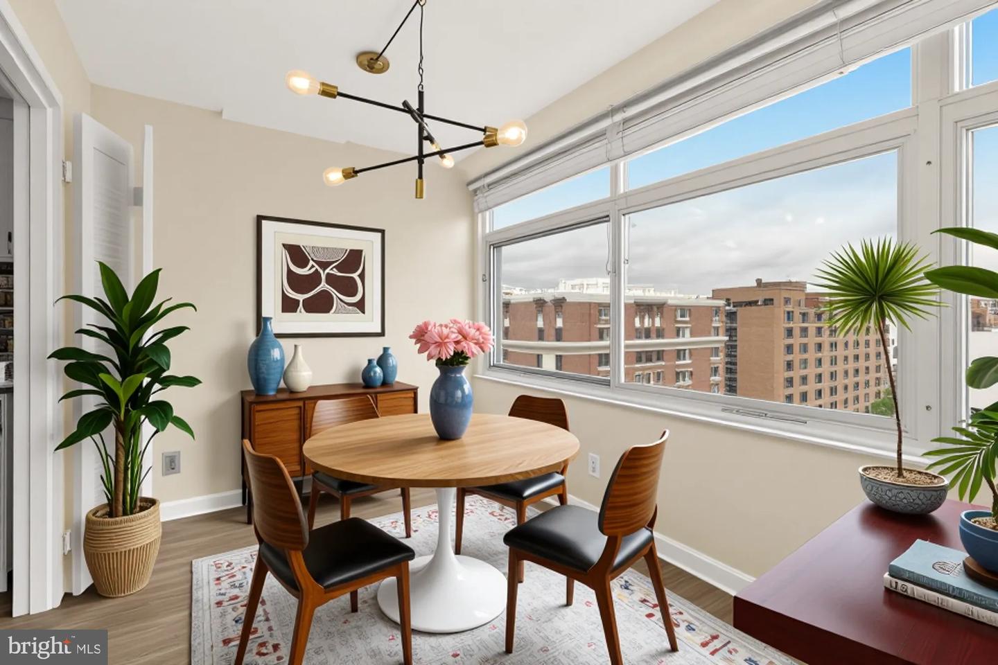 2401 H ST NW #904, WASHINGTON, District Of Columbia 20037, 2 Bedrooms Bedrooms, ,1 BathroomBathrooms,Residential,For sale,2401 H ST NW #904,DCDC2226806 MLS # DCDC2226806