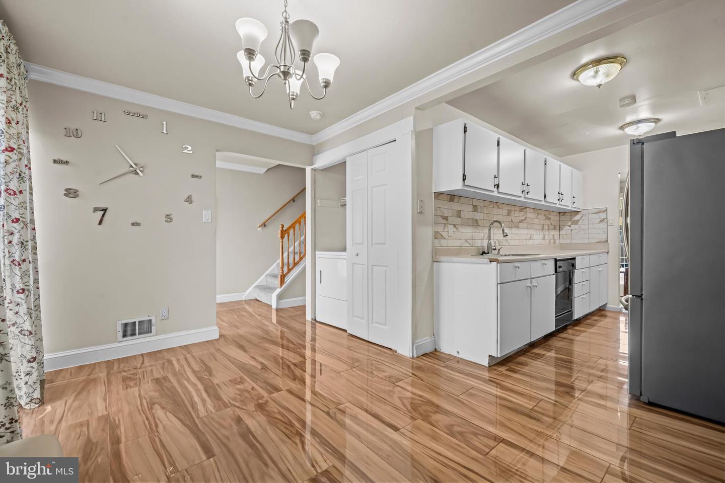 6344 ROCKSHIRE ST, ALEXANDRIA, Virginia 22315, 3 Bedrooms Bedrooms, 9 Rooms Rooms,2 BathroomsBathrooms,Residential,For sale,6344 ROCKSHIRE ST,VAFX2274262 MLS # VAFX2274262