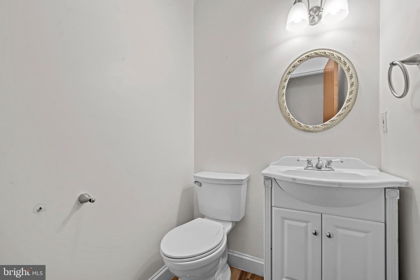 6344 ROCKSHIRE ST, ALEXANDRIA, Virginia 22315, 3 Bedrooms Bedrooms, 9 Rooms Rooms,2 BathroomsBathrooms,Residential,For sale,6344 ROCKSHIRE ST,VAFX2274262 MLS # VAFX2274262