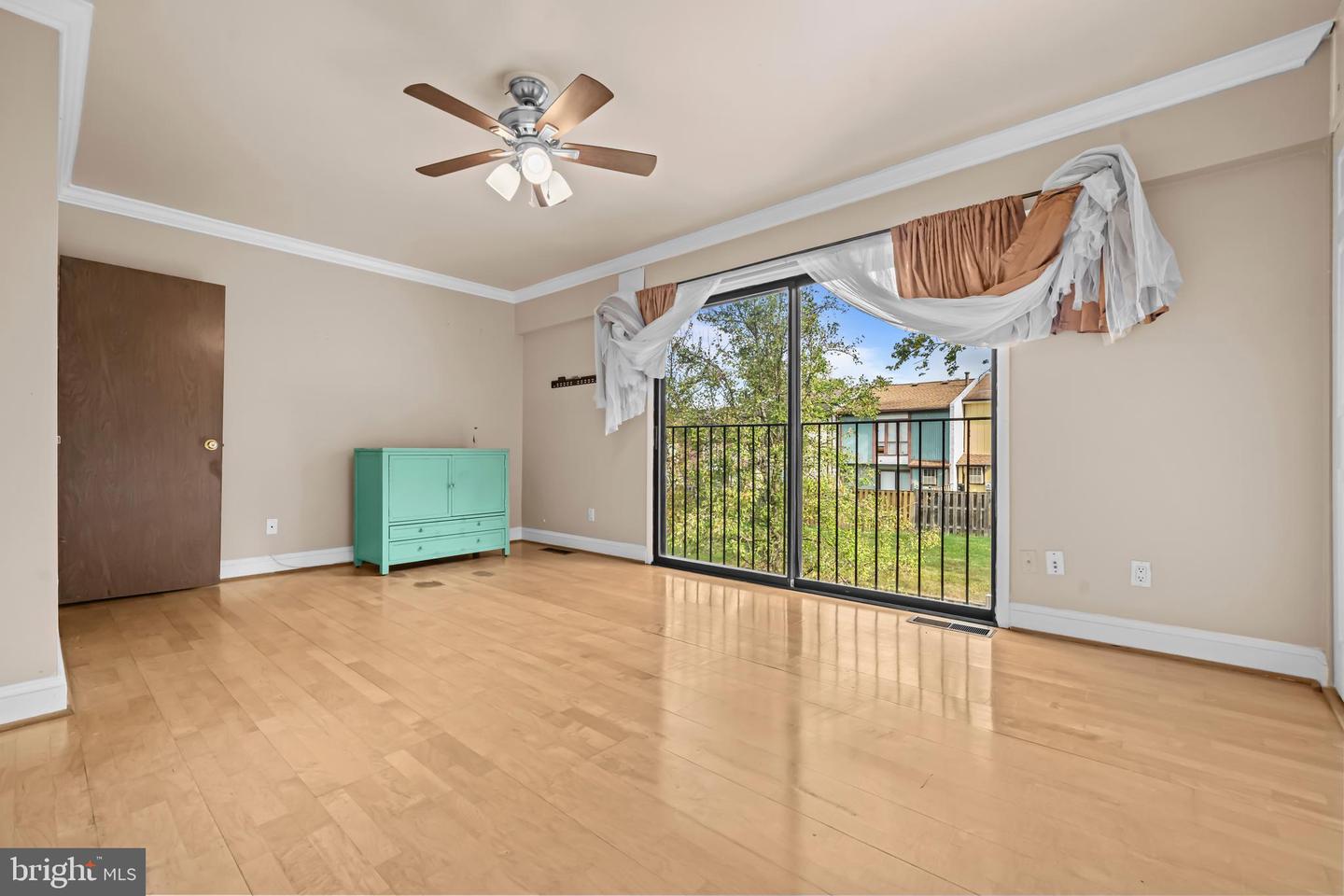 6344 ROCKSHIRE ST, ALEXANDRIA, Virginia 22315, 3 Bedrooms Bedrooms, 9 Rooms Rooms,2 BathroomsBathrooms,Residential,For sale,6344 ROCKSHIRE ST,VAFX2274262 MLS # VAFX2274262
