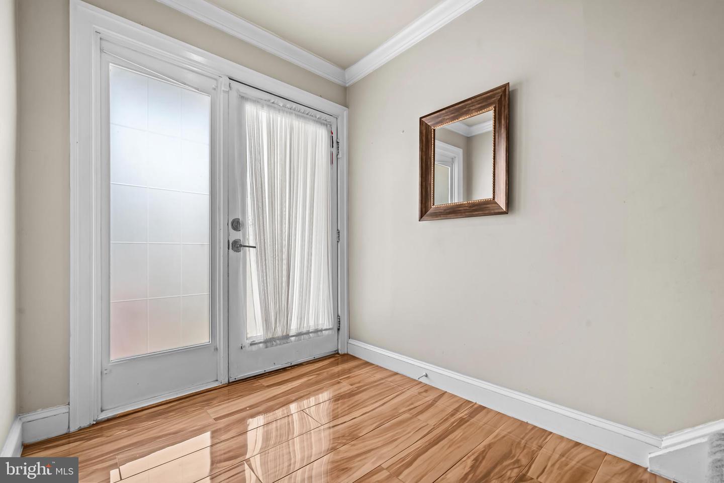 6344 ROCKSHIRE ST, ALEXANDRIA, Virginia 22315, 3 Bedrooms Bedrooms, 9 Rooms Rooms,2 BathroomsBathrooms,Residential,For sale,6344 ROCKSHIRE ST,VAFX2274262 MLS # VAFX2274262