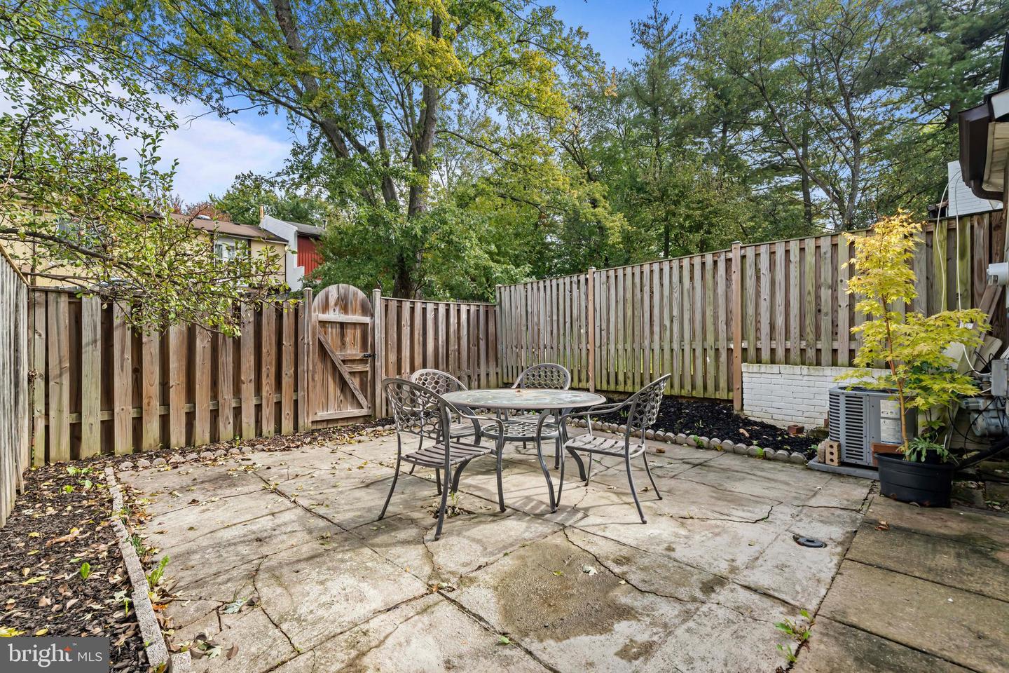 6344 ROCKSHIRE ST, ALEXANDRIA, Virginia 22315, 3 Bedrooms Bedrooms, 9 Rooms Rooms,2 BathroomsBathrooms,Residential,For sale,6344 ROCKSHIRE ST,VAFX2274262 MLS # VAFX2274262