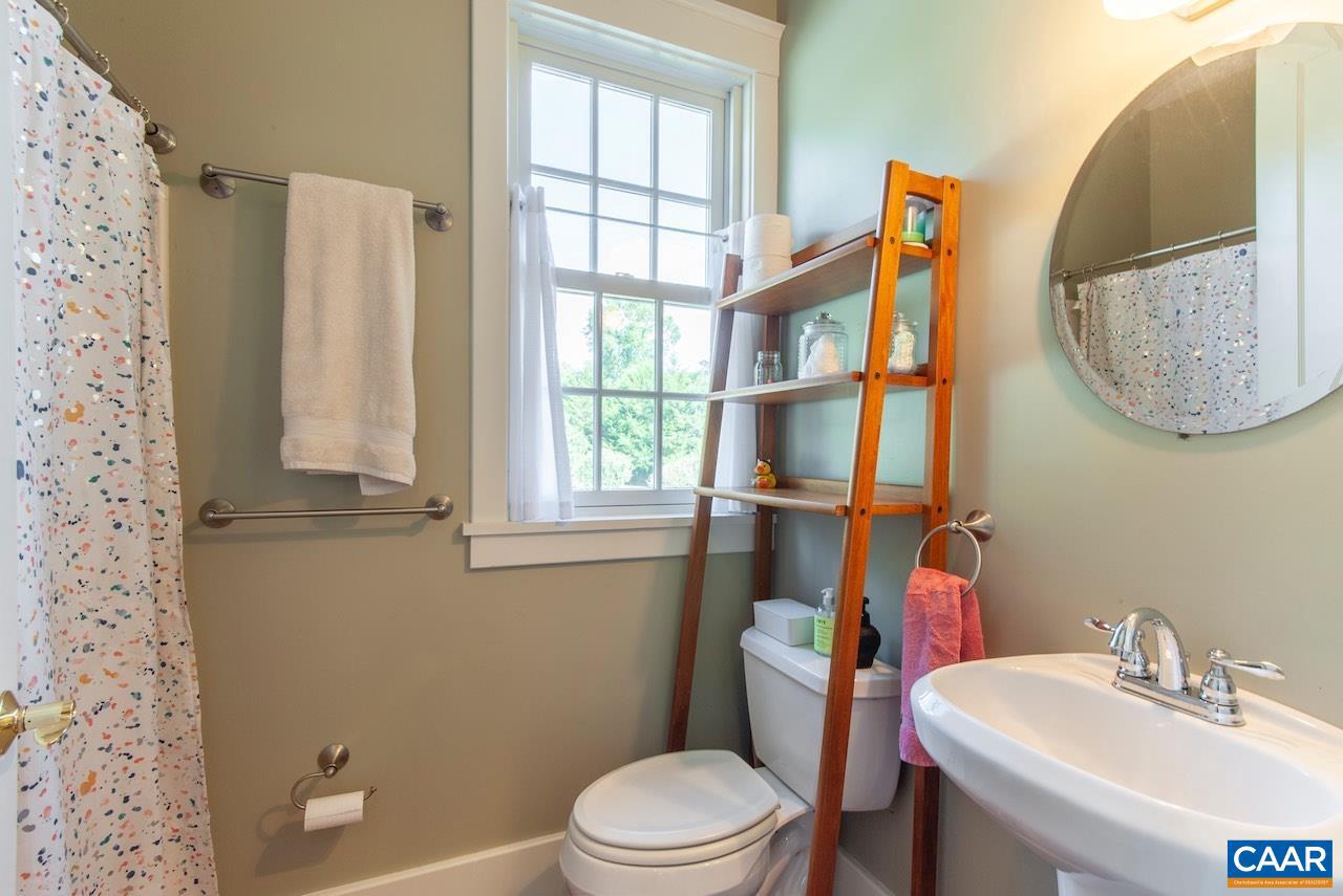 30 CEDAR MEADOW DR, NELLYSFORD, Virginia 22958, 3 Bedrooms Bedrooms, ,2 BathroomsBathrooms,Residential,For sale,30 CEDAR MEADOW DR,670021 MLS # 670021