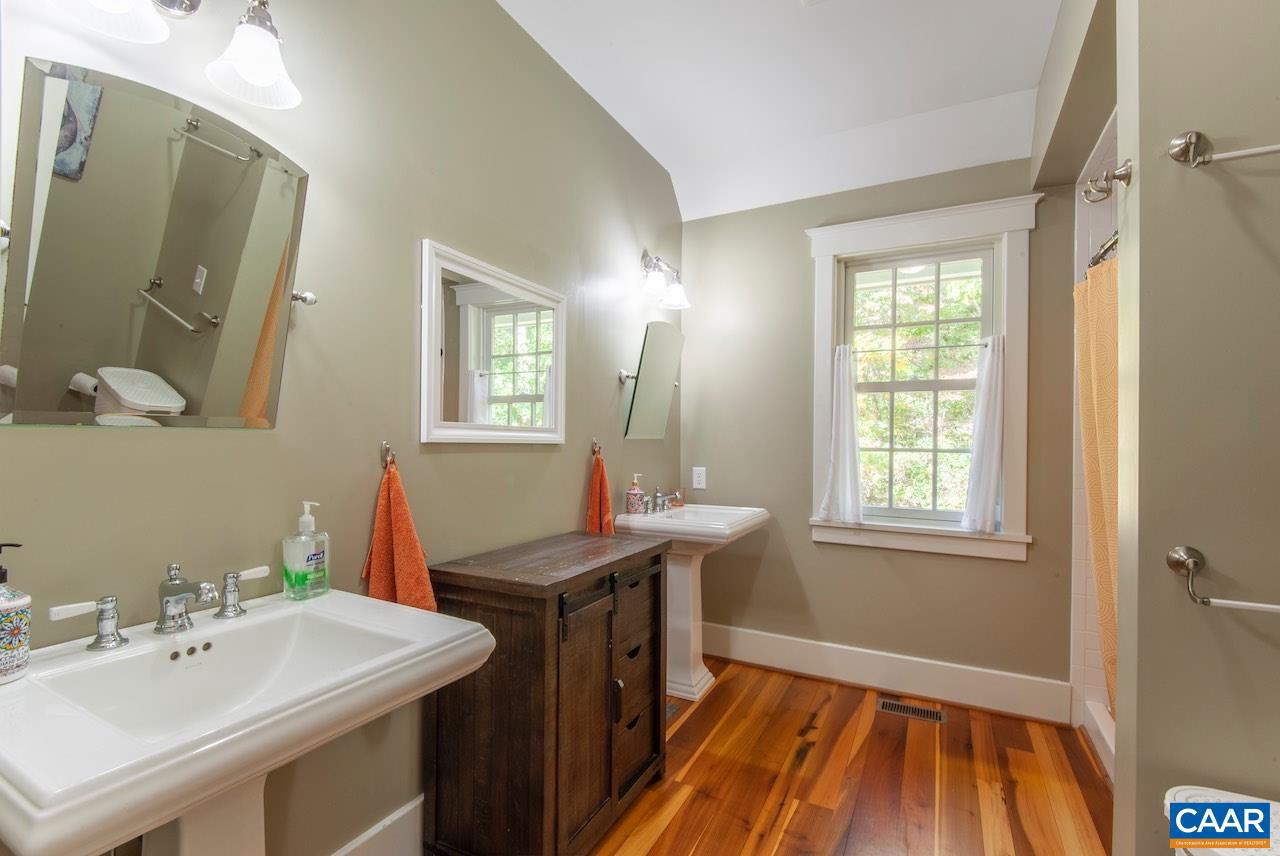 30 CEDAR MEADOW DR, NELLYSFORD, Virginia 22958, 3 Bedrooms Bedrooms, ,2 BathroomsBathrooms,Residential,For sale,30 CEDAR MEADOW DR,670021 MLS # 670021