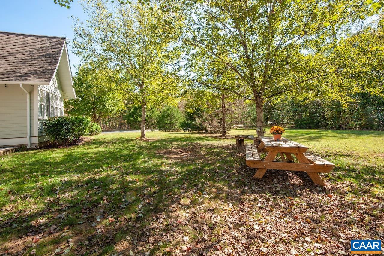 30 CEDAR MEADOW DR, NELLYSFORD, Virginia 22958, 3 Bedrooms Bedrooms, ,2 BathroomsBathrooms,Residential,For sale,30 CEDAR MEADOW DR,670021 MLS # 670021