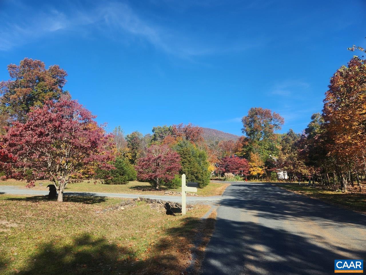 30 CEDAR MEADOW DR, NELLYSFORD, Virginia 22958, 3 Bedrooms Bedrooms, ,2 BathroomsBathrooms,Residential,For sale,30 CEDAR MEADOW DR,670021 MLS # 670021