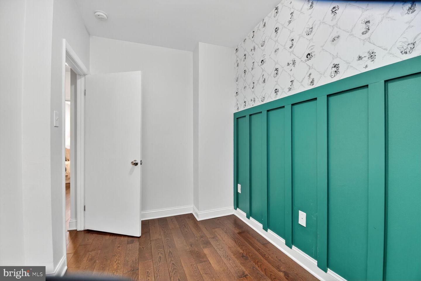 1027 6TH ST NE, WASHINGTON, District Of Columbia 20002, 4 Bedrooms Bedrooms, 6 Rooms Rooms,2 BathroomsBathrooms,Residential,For sale,1027 6TH ST NE,DCDC2227198 MLS # DCDC2227198