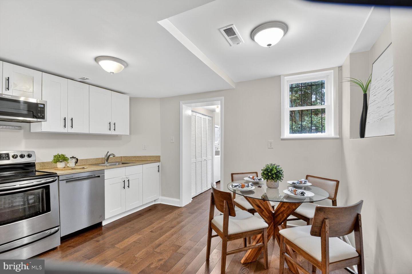 1027 6TH ST NE, WASHINGTON, District Of Columbia 20002, 4 Bedrooms Bedrooms, 6 Rooms Rooms,2 BathroomsBathrooms,Residential,For sale,1027 6TH ST NE,DCDC2227198 MLS # DCDC2227198