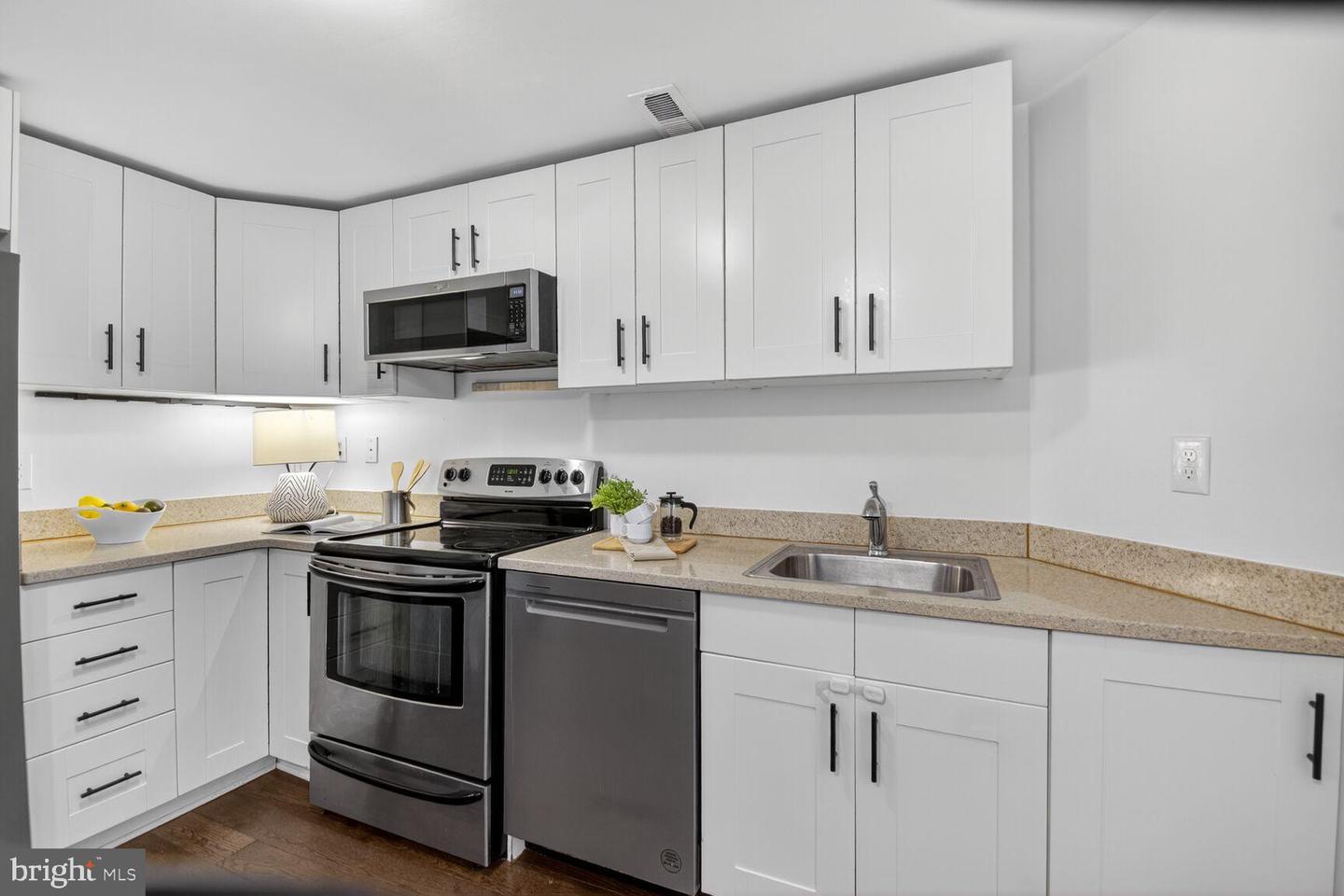 1027 6TH ST NE, WASHINGTON, District Of Columbia 20002, 4 Bedrooms Bedrooms, 6 Rooms Rooms,2 BathroomsBathrooms,Residential,For sale,1027 6TH ST NE,DCDC2227198 MLS # DCDC2227198